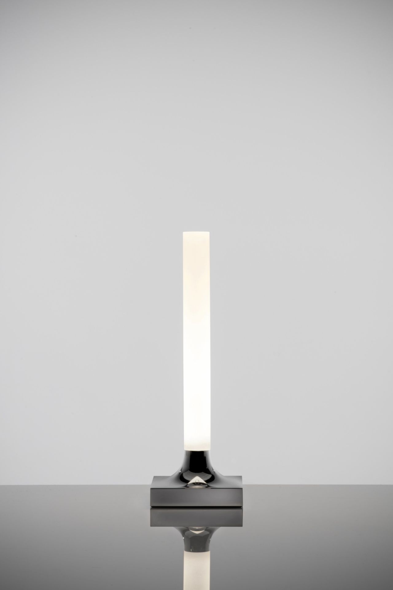 Goodnight Outdoor Battery Lamp Kartell