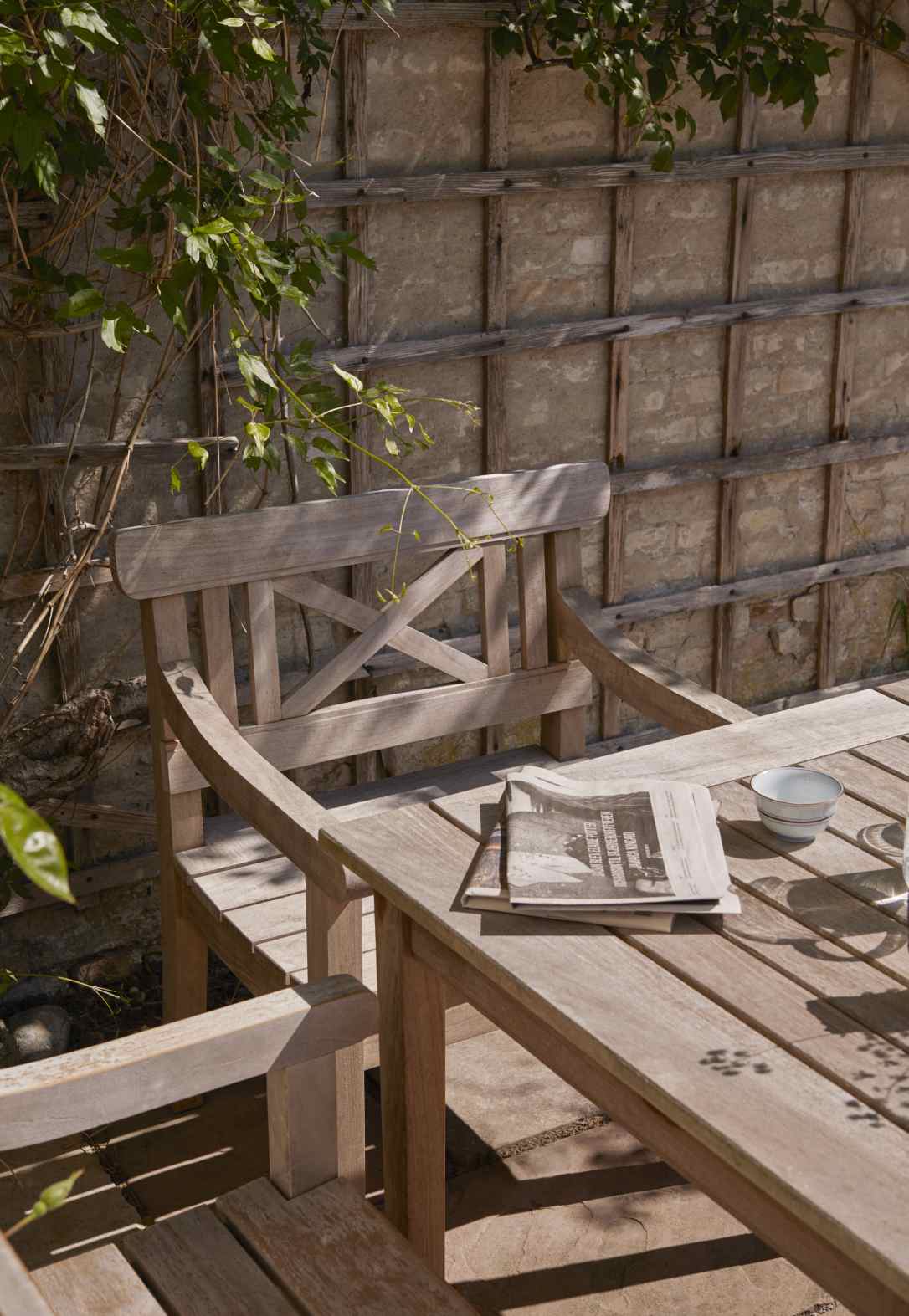 Drachmann Table Outdoor dining table Skagerak by Fritz Hansen 