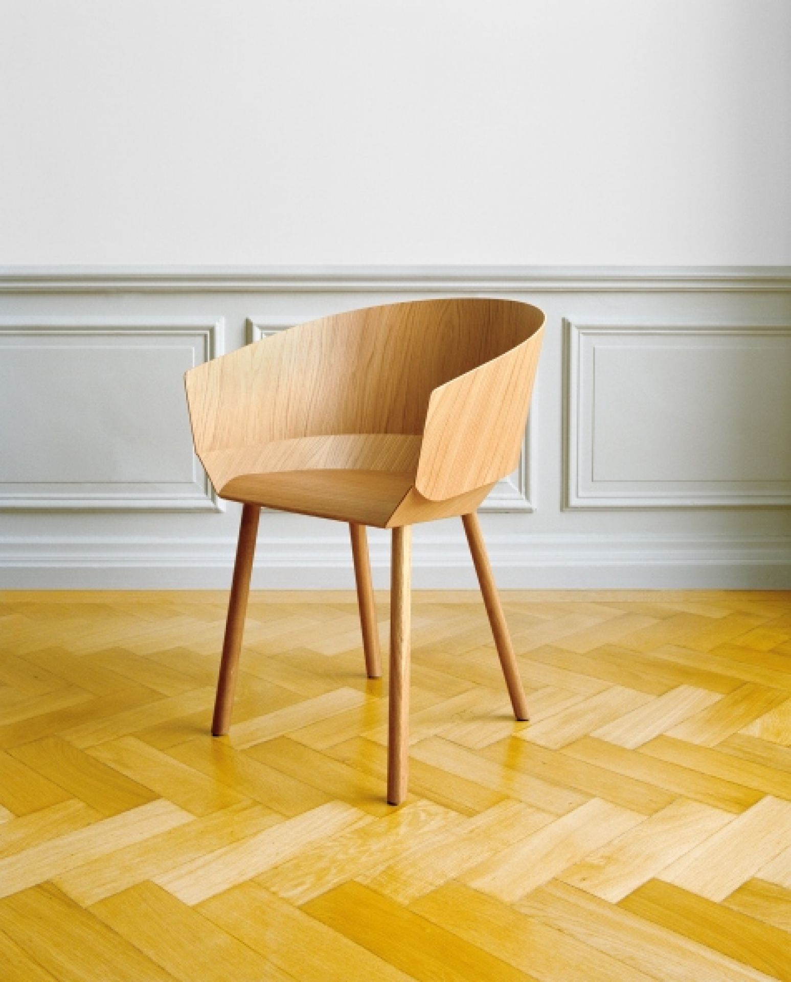 Houdini CH04 Chair e15