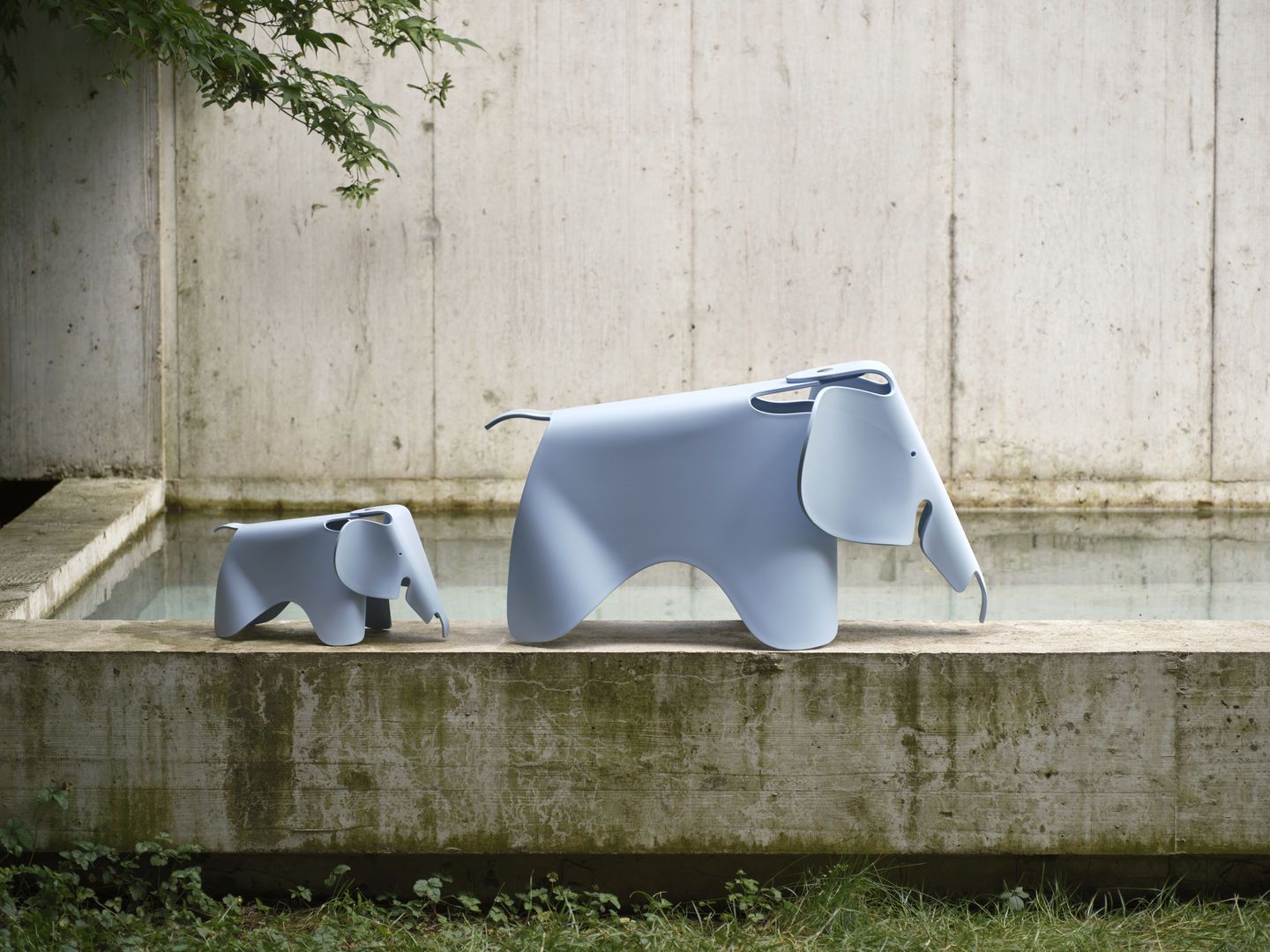 Eames Elephant Small small RE Vitra 