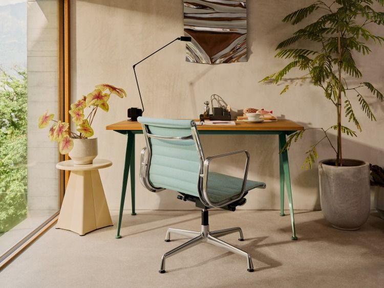 Tabouret Métallique Metallic Stool Vitra