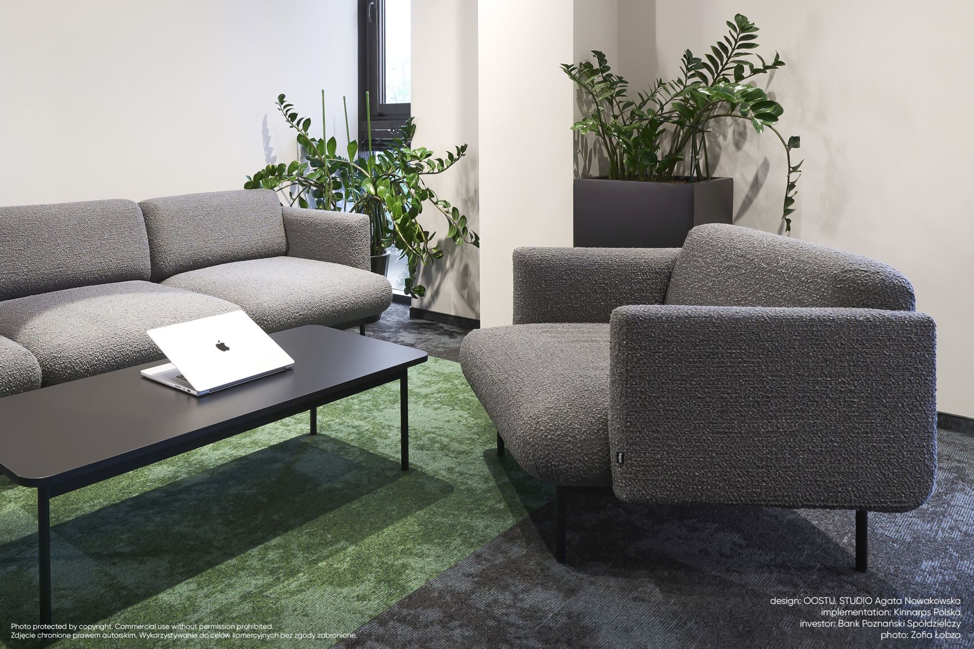 fora FR 421 armchair Bejot
