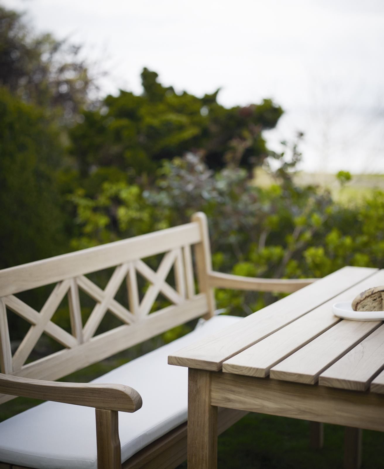 Drachmann Table Outdoor dining table Skagerak by Fritz Hansen 