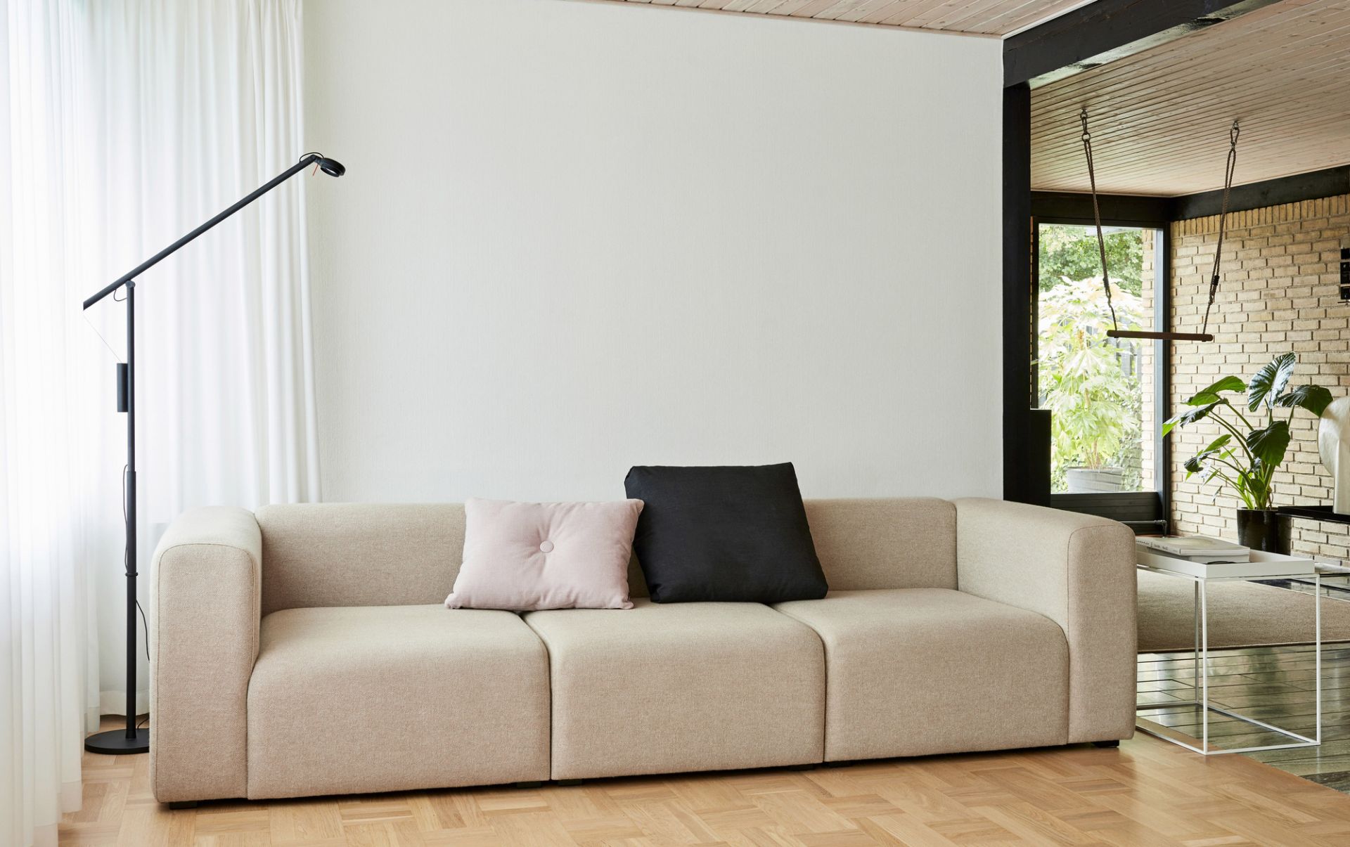 Fifty-fifty Floor Lamp Hay
