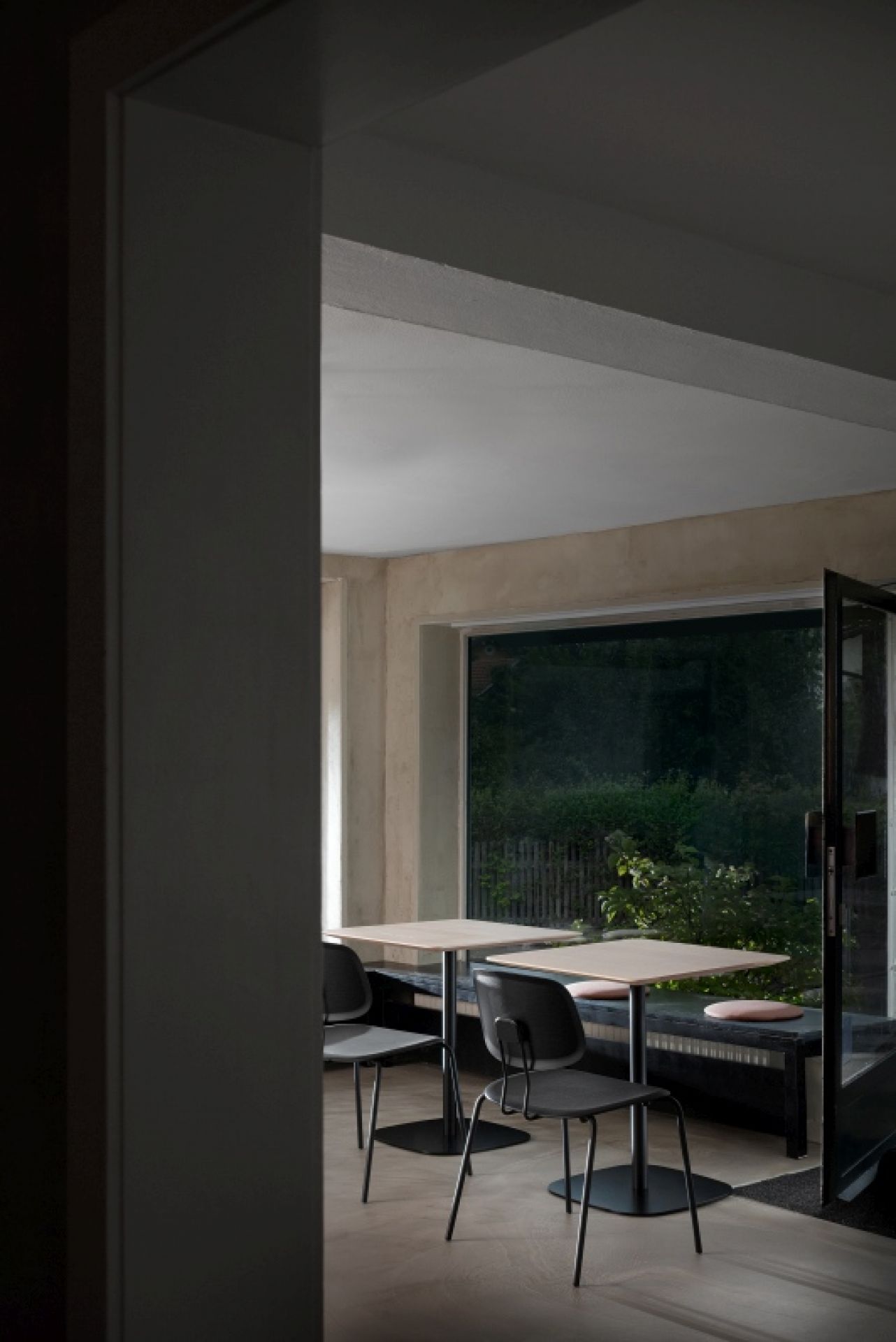 Vermu Dining table Square Zeitraum