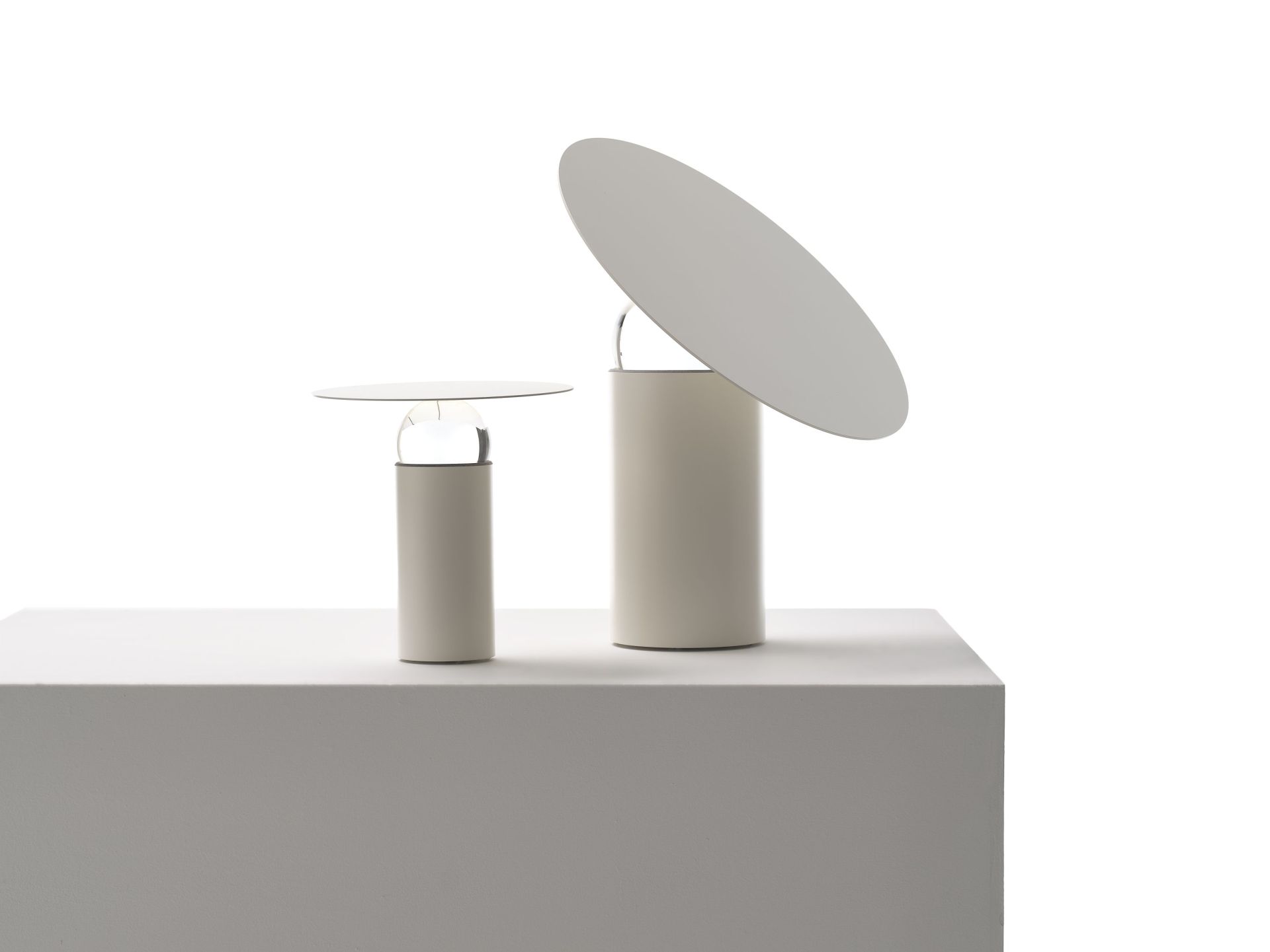 Era Table lamp white - small Mogg