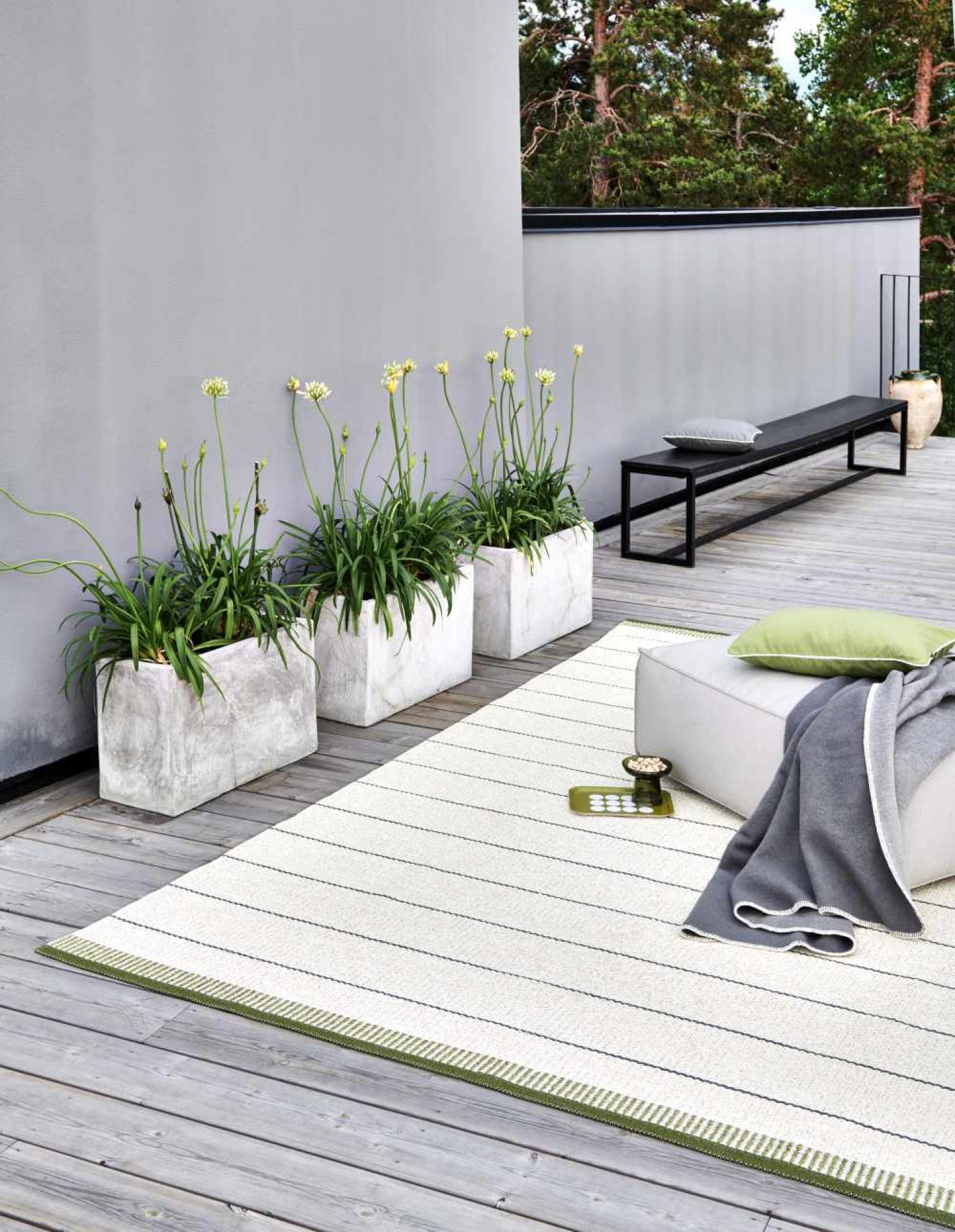 Belle Plastic Rug 230x320 cm Pappelina Ochre