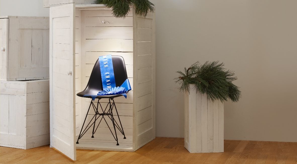 Eames Fibreglass Chair DSR Chair Vitra