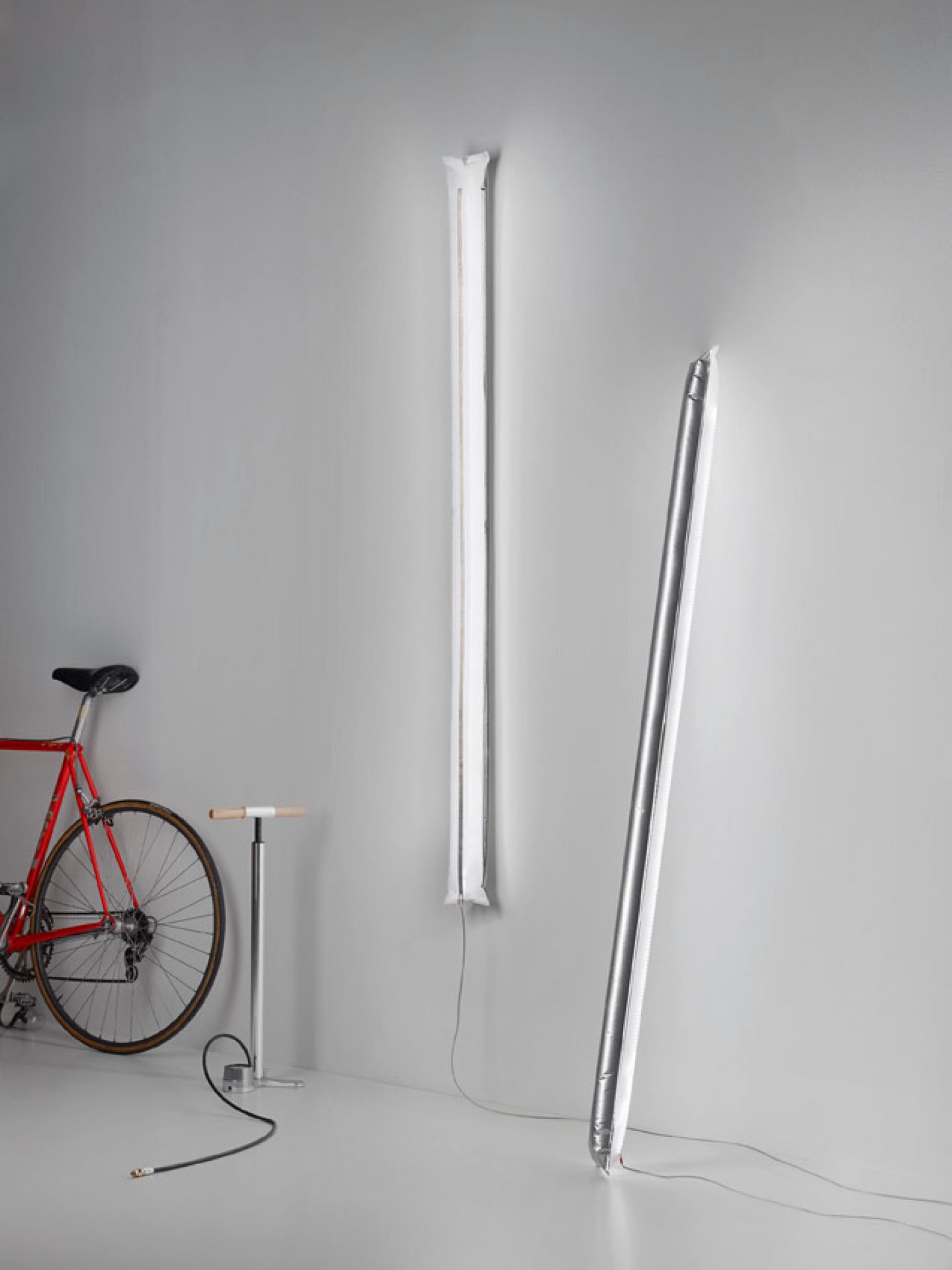 Blow Up Me Standing / hanging lamp silver Ingo Maurer
