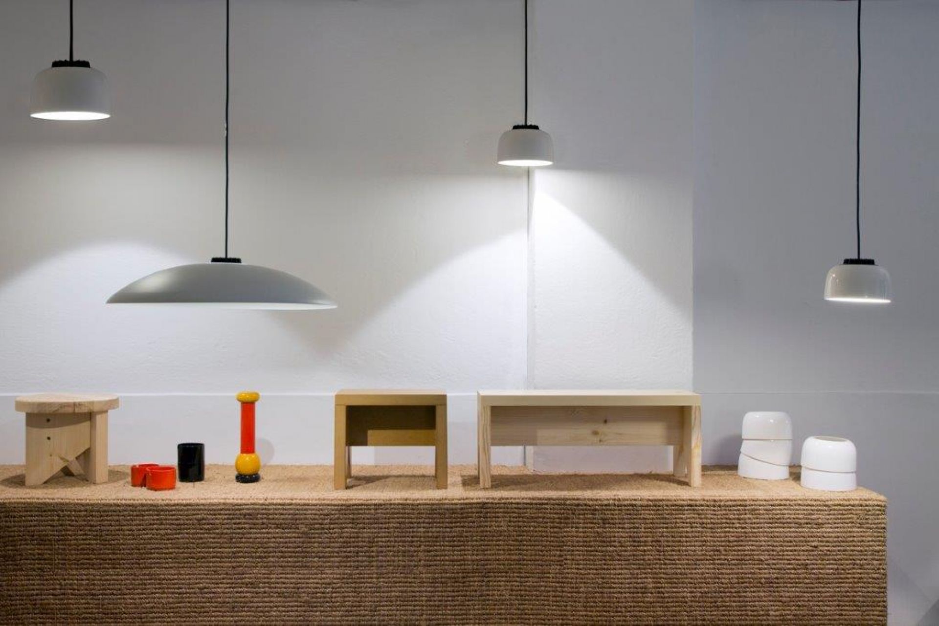Headhat Ceramic Pendant Light Santa & Cole