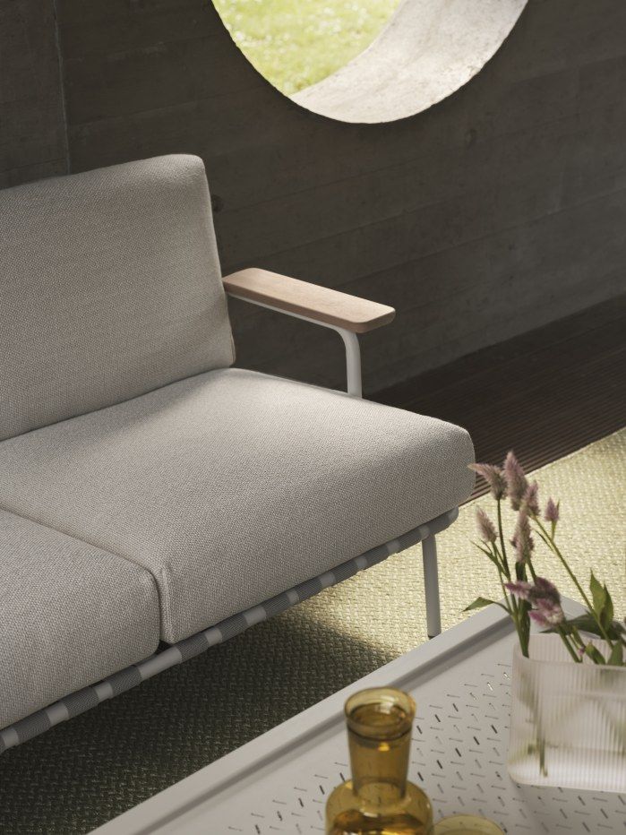 Flow Coffee Table Coffee Table on castors Indoor / Outdoor Muuto