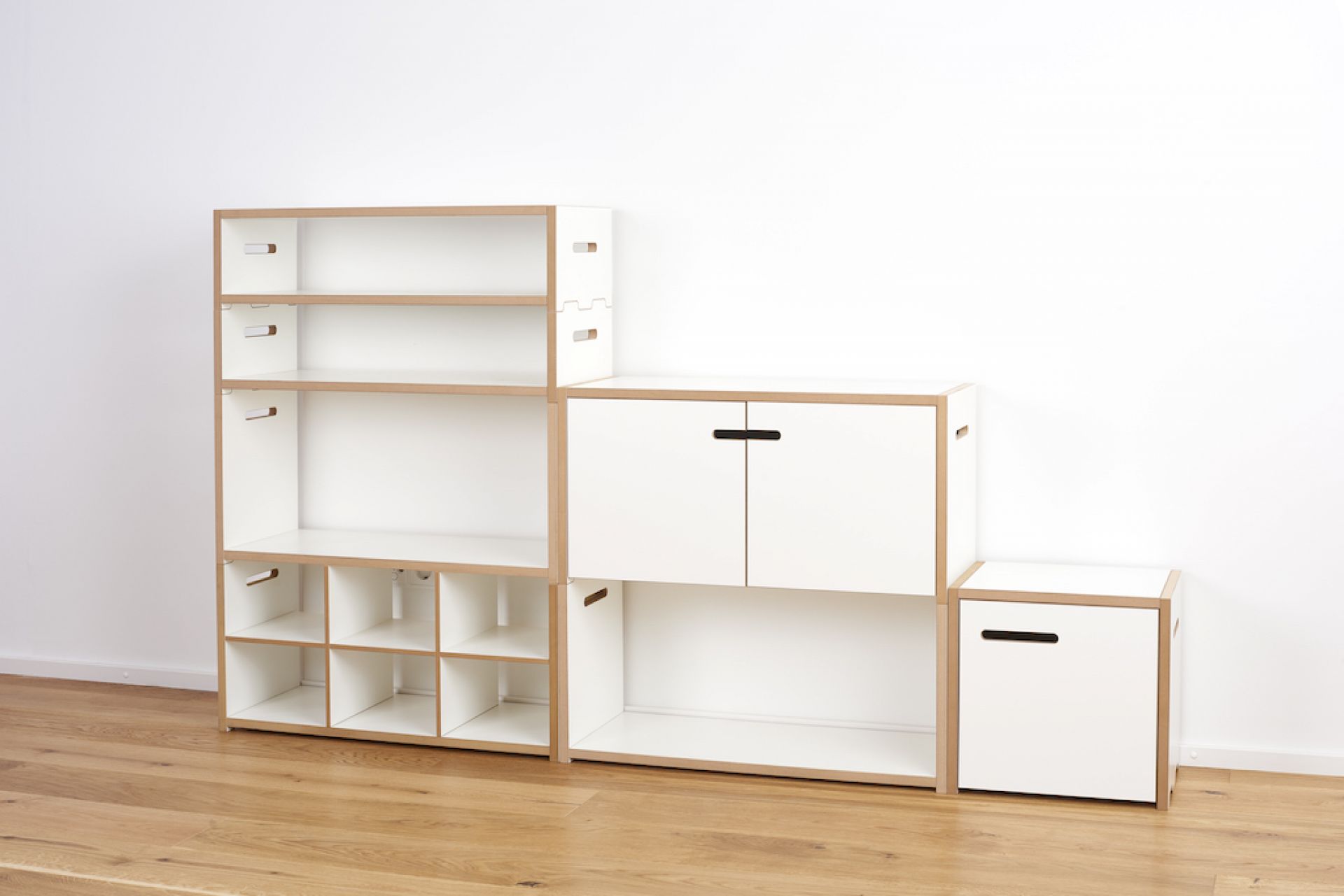 Tojo Halbstark Basic Module Low Shelf Series Tojo