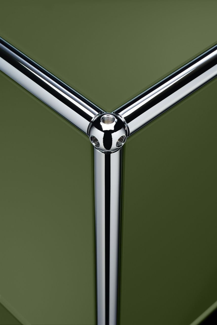 USM Haller TV furniture with castors Olive green