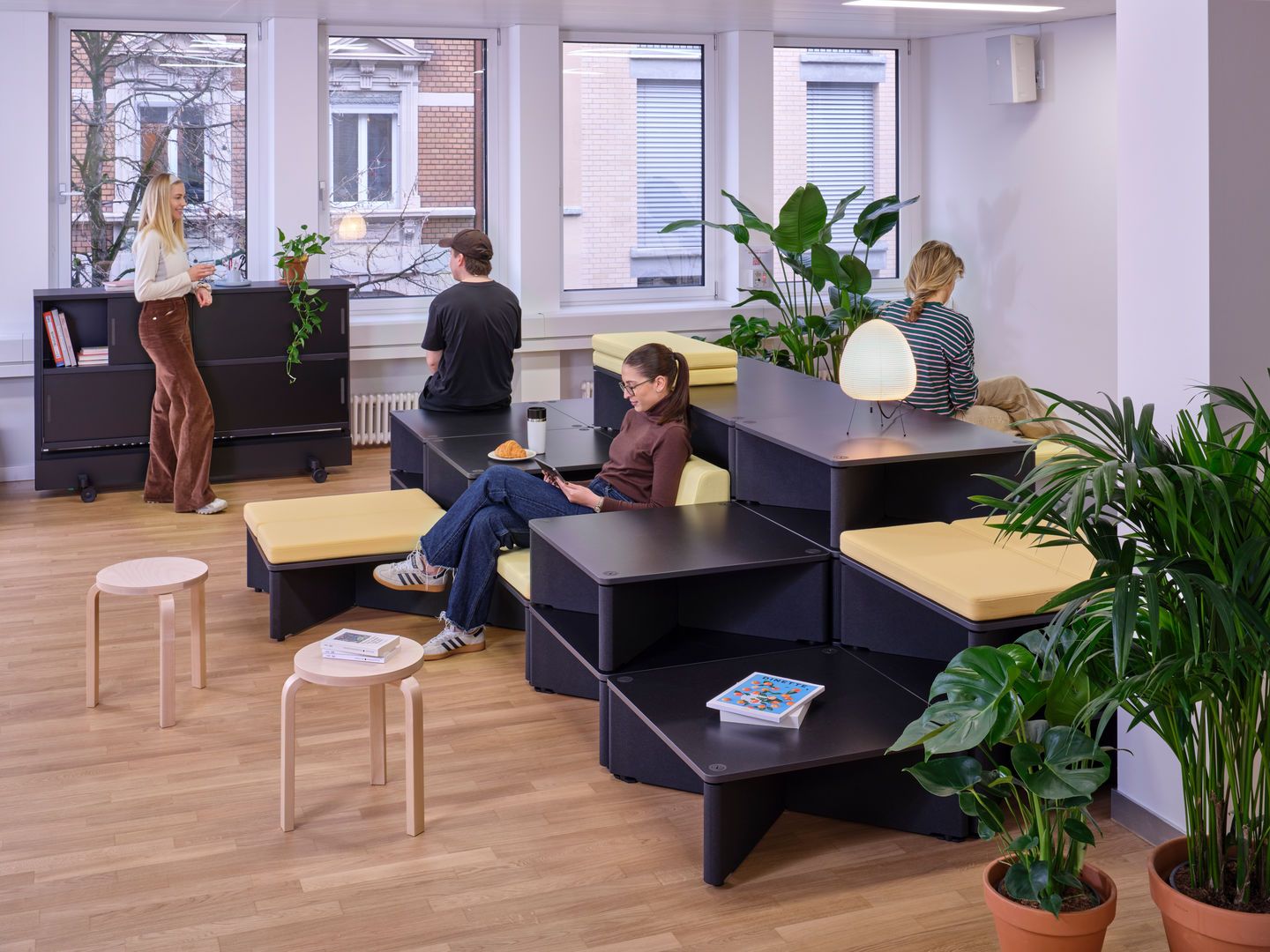 Reset Platform modular platform system Vitra