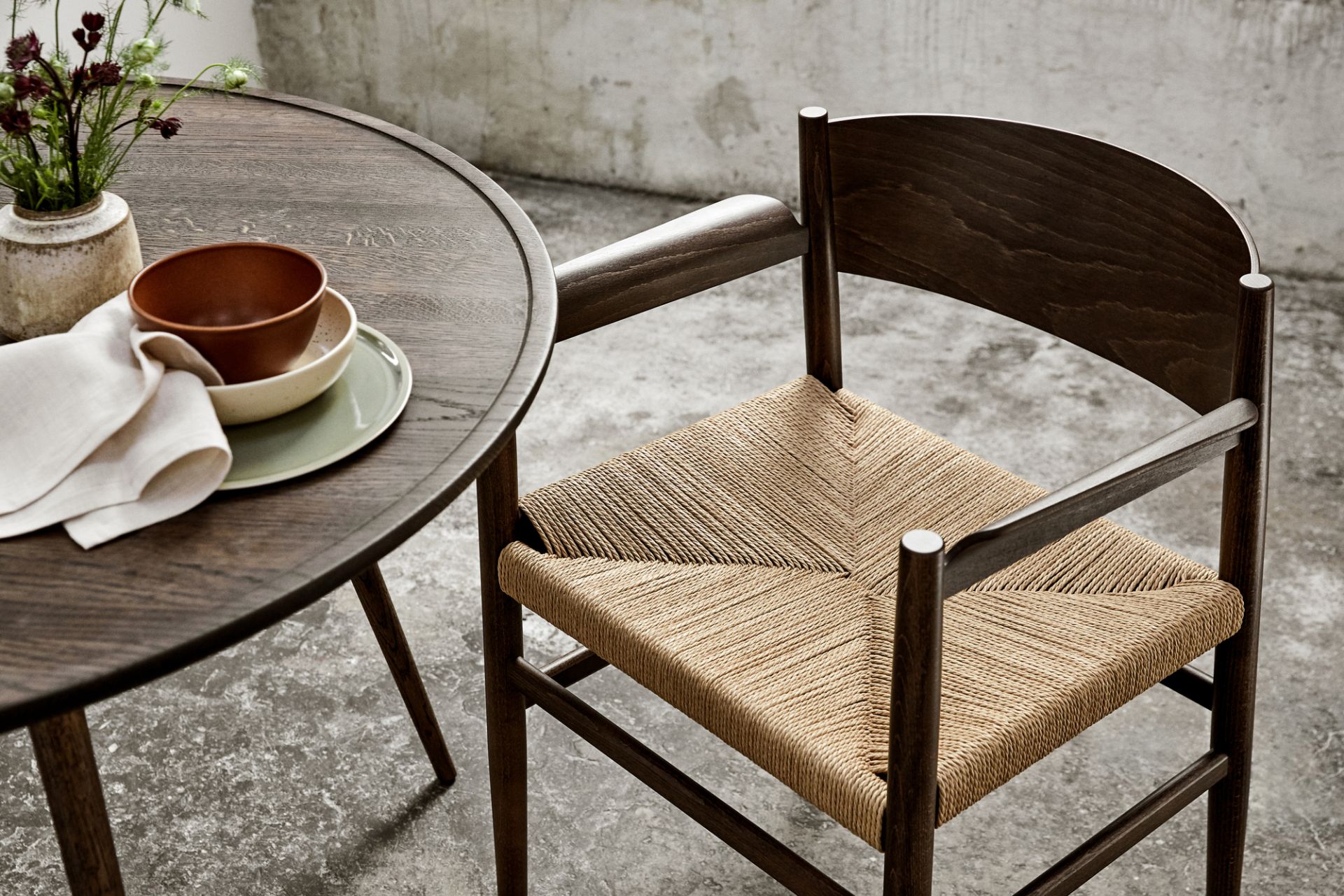 Nestor armchair Mater