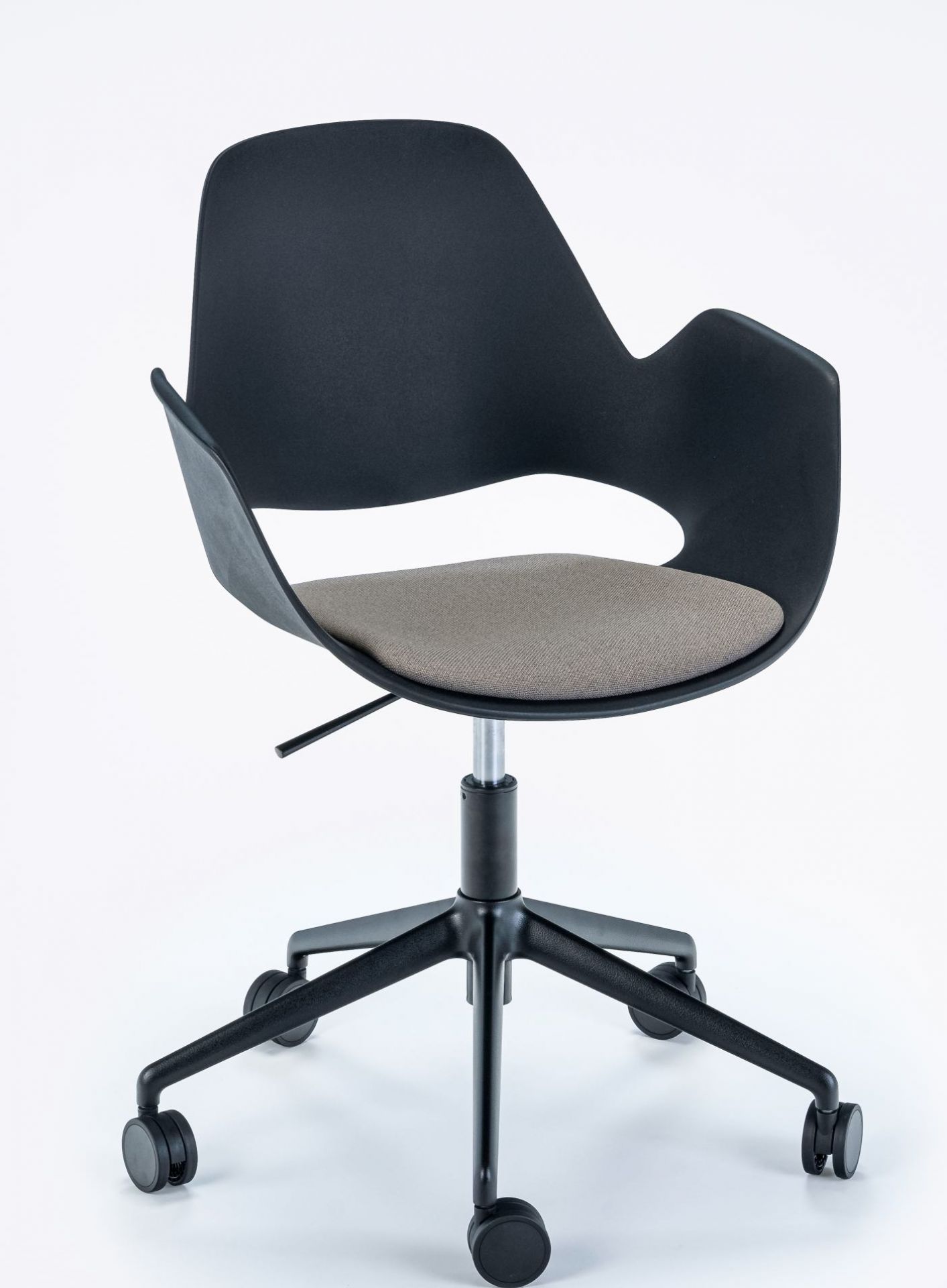 Falk Swivel Chair Five Star Base with Castors Houe