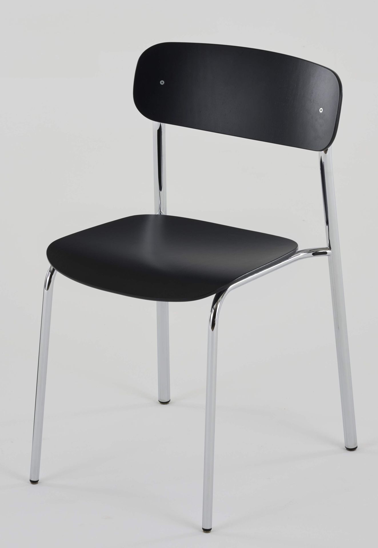 S 243 / S243 Tubular steel chair Thonet