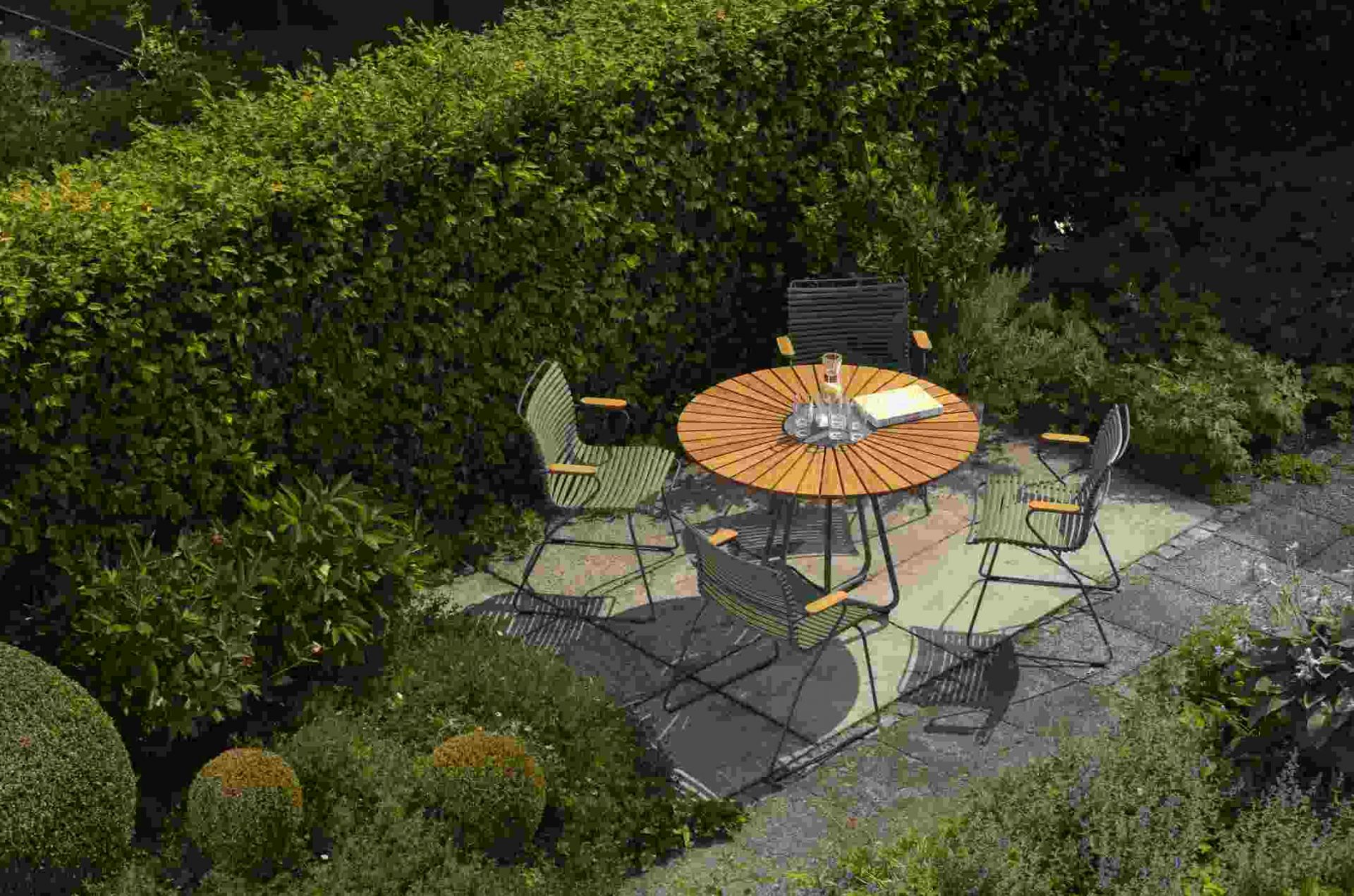 Click Chair with armrests Outdoor Houe