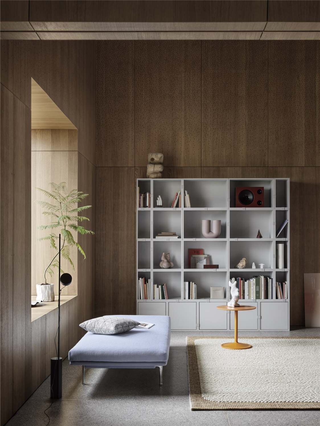 Post Floor Lamp Muuto