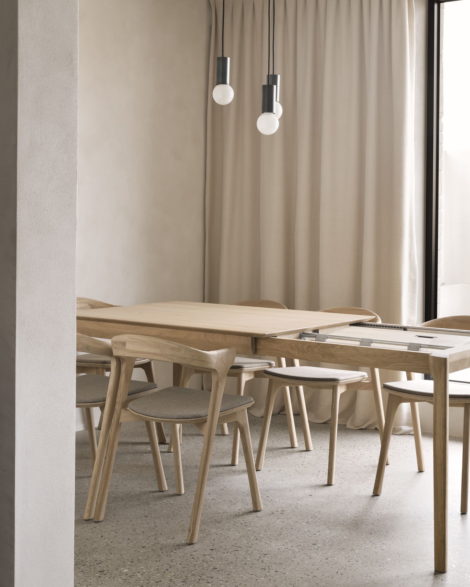 Bok chair without armrests with seat cushion NATURAL OAK / WARM GREY Oak Ethnicraft SINGLE PIECES