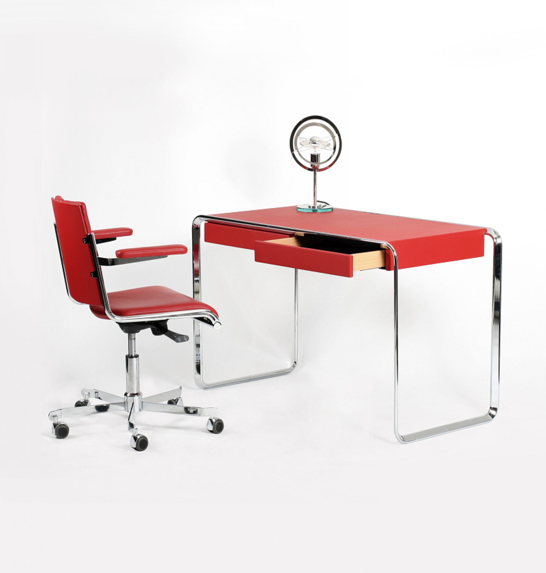 K2D Oblique Desk Tecta