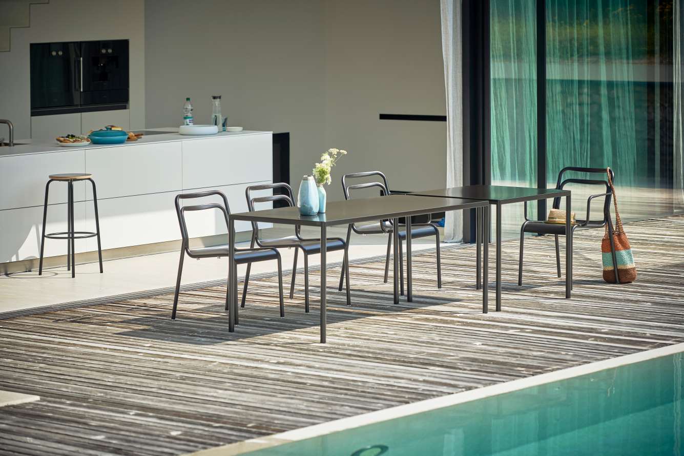Live Stacking Chair Outdoor Jan Kurtz 