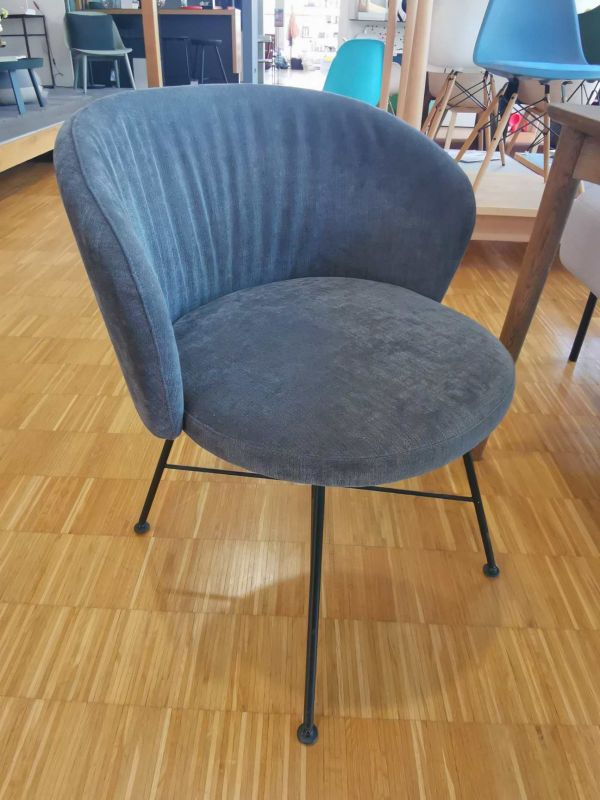 B042 Biala Chair Girsberger EXHIBITION PIECE