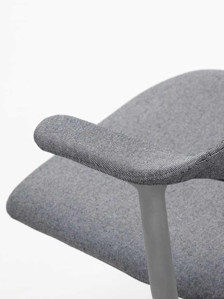 Mynt back and seat plastic office swivel chair Vitra
