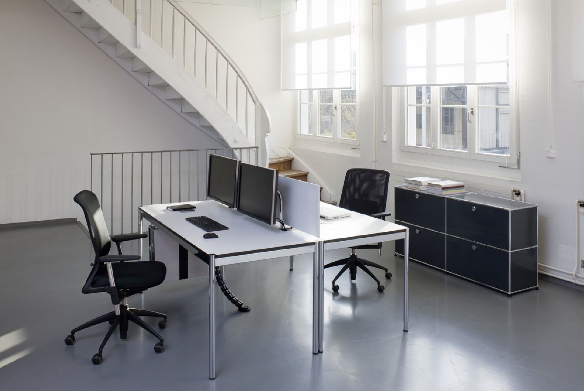 USM Haller Table 175 x 75 cm pearl grey QUICK SHIP