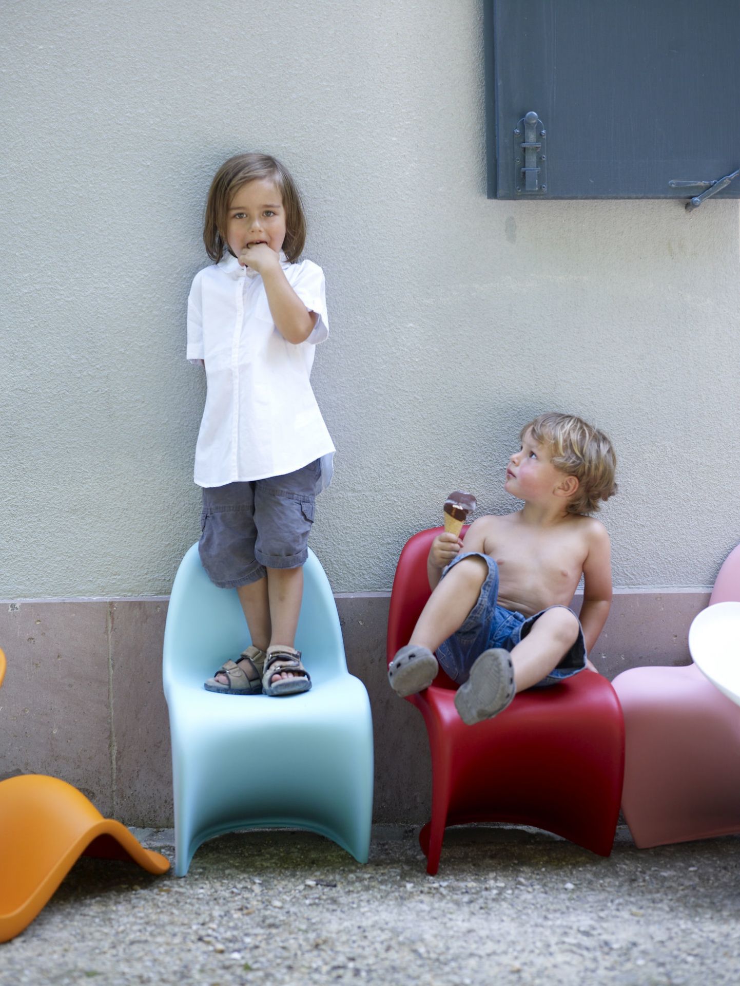 Panton Junior Chair Vitra - QUICK SHIP Classic red 
