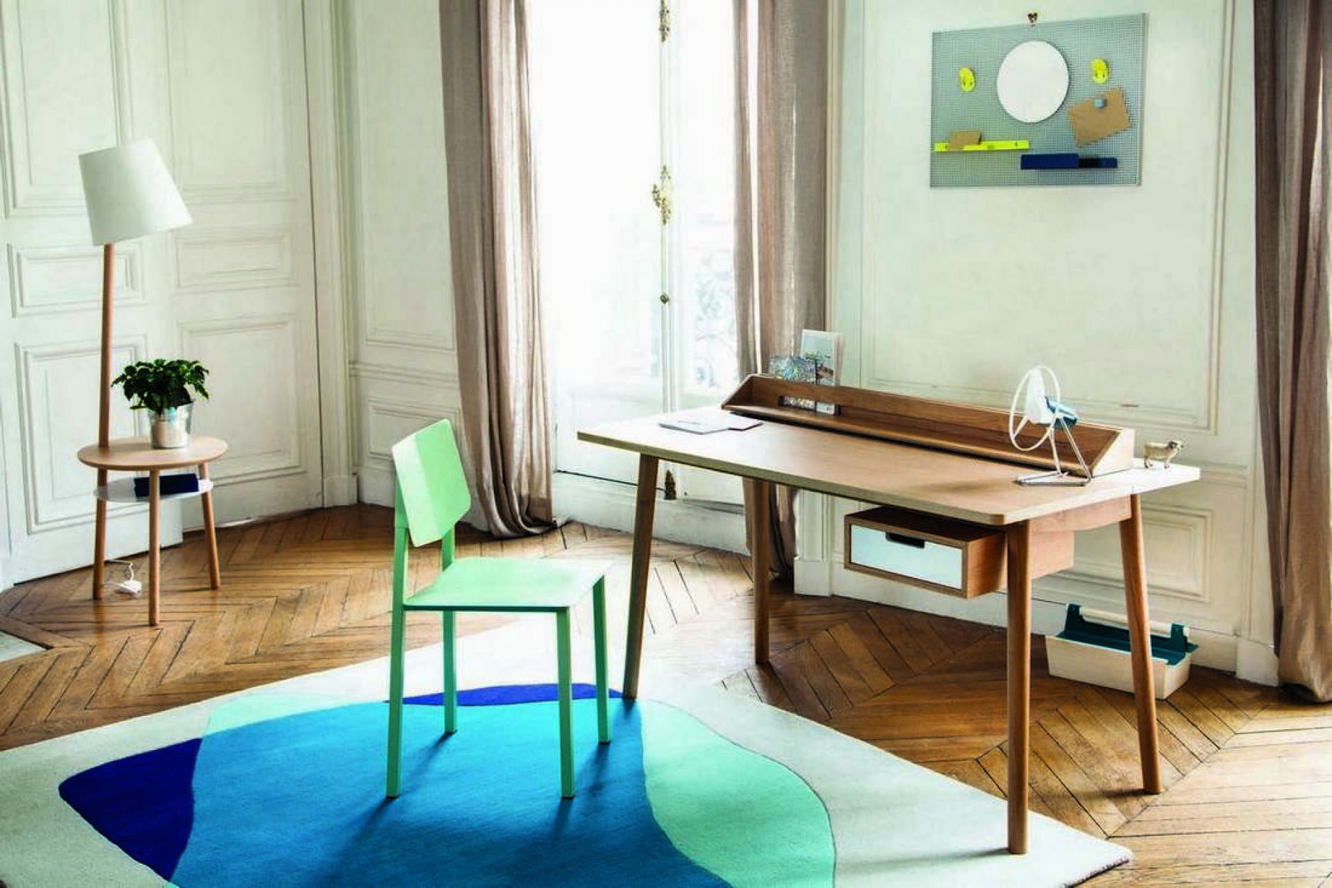 Josette side table / floor lamp Ash matt and white Hartô SINGLE PIECES