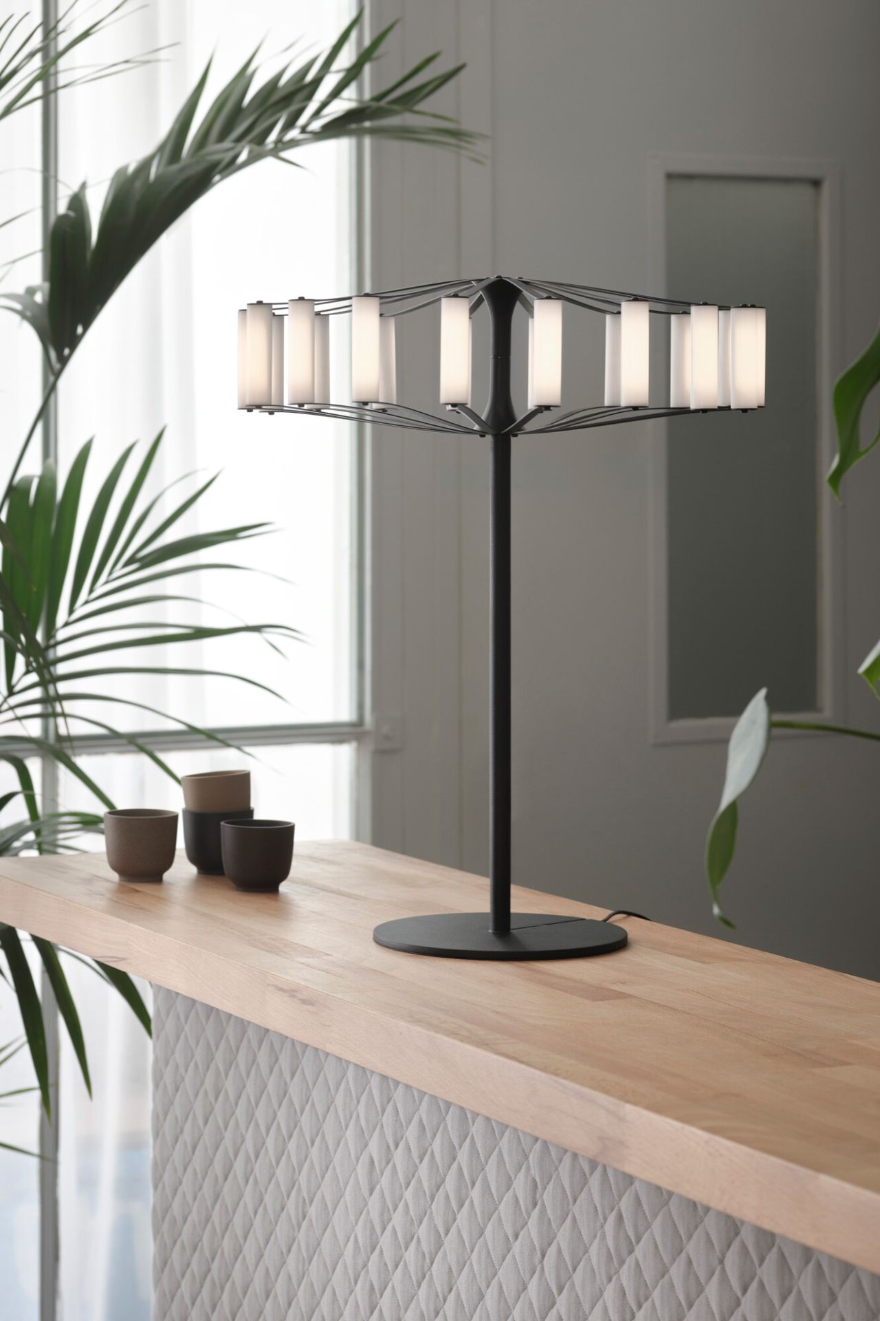 Wheel Table Table lamp Japth