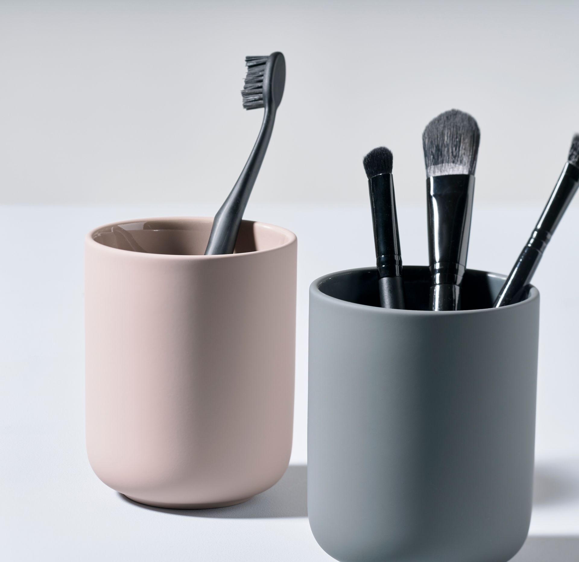 Ume Toothbrush mug Zone Denmark SINGLE PIECES