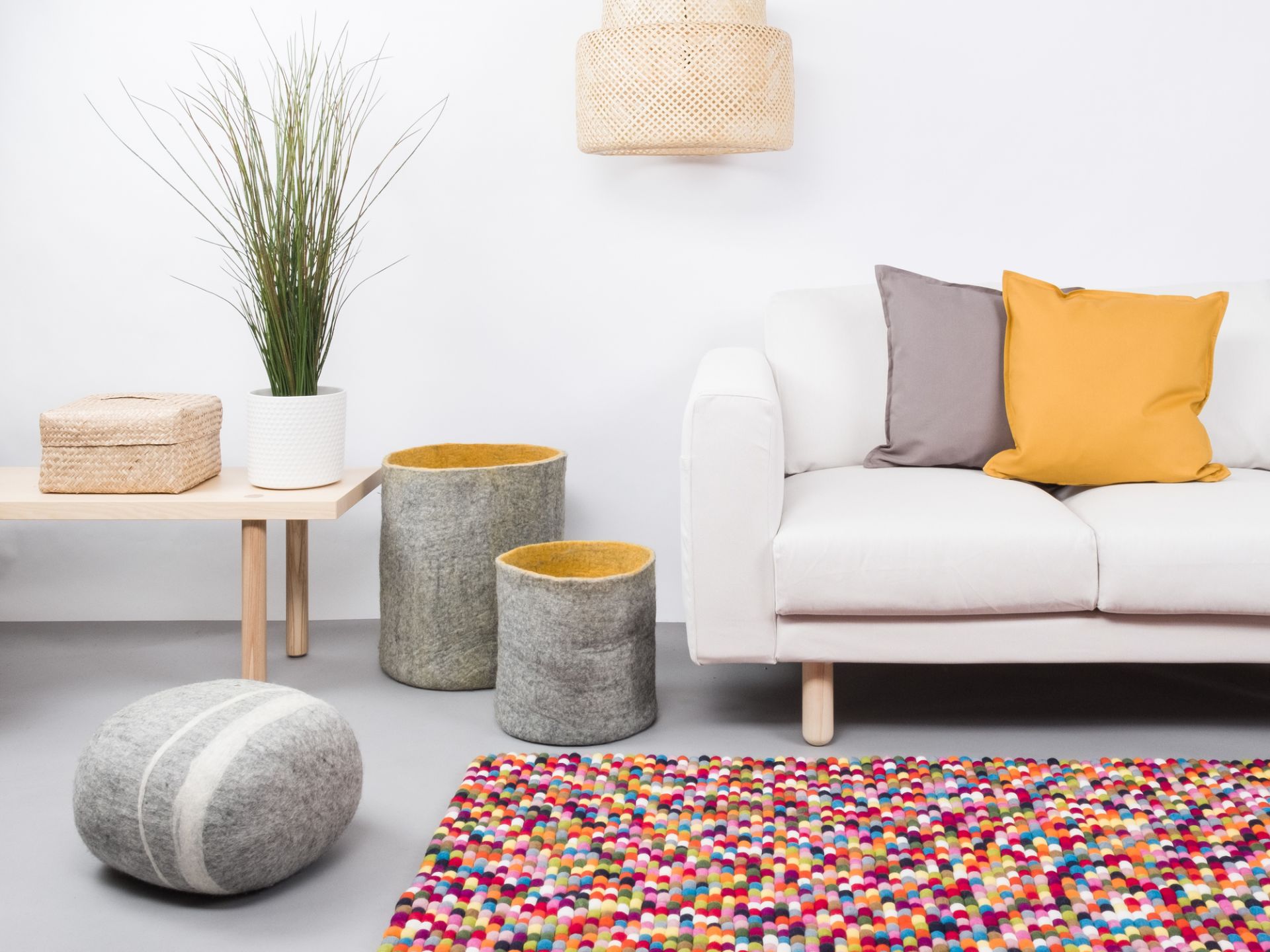 Felt ball Carpet 160x230 cm Myfelt Lotte