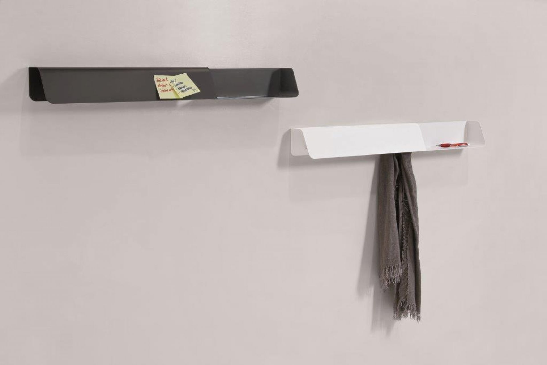 Dock wall rack / tray B-Line