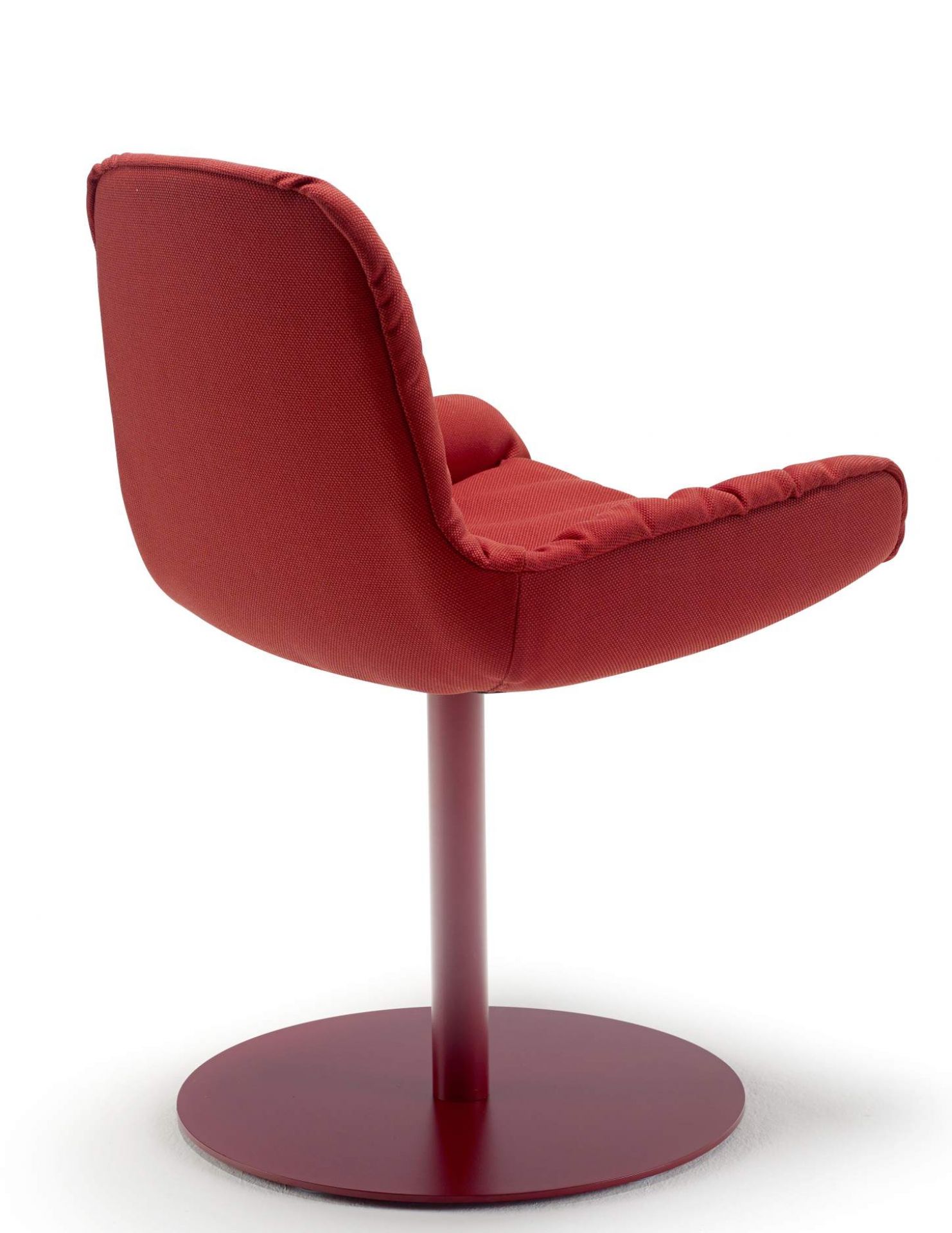 Leya chair armrest low Freifrau Manufaktur