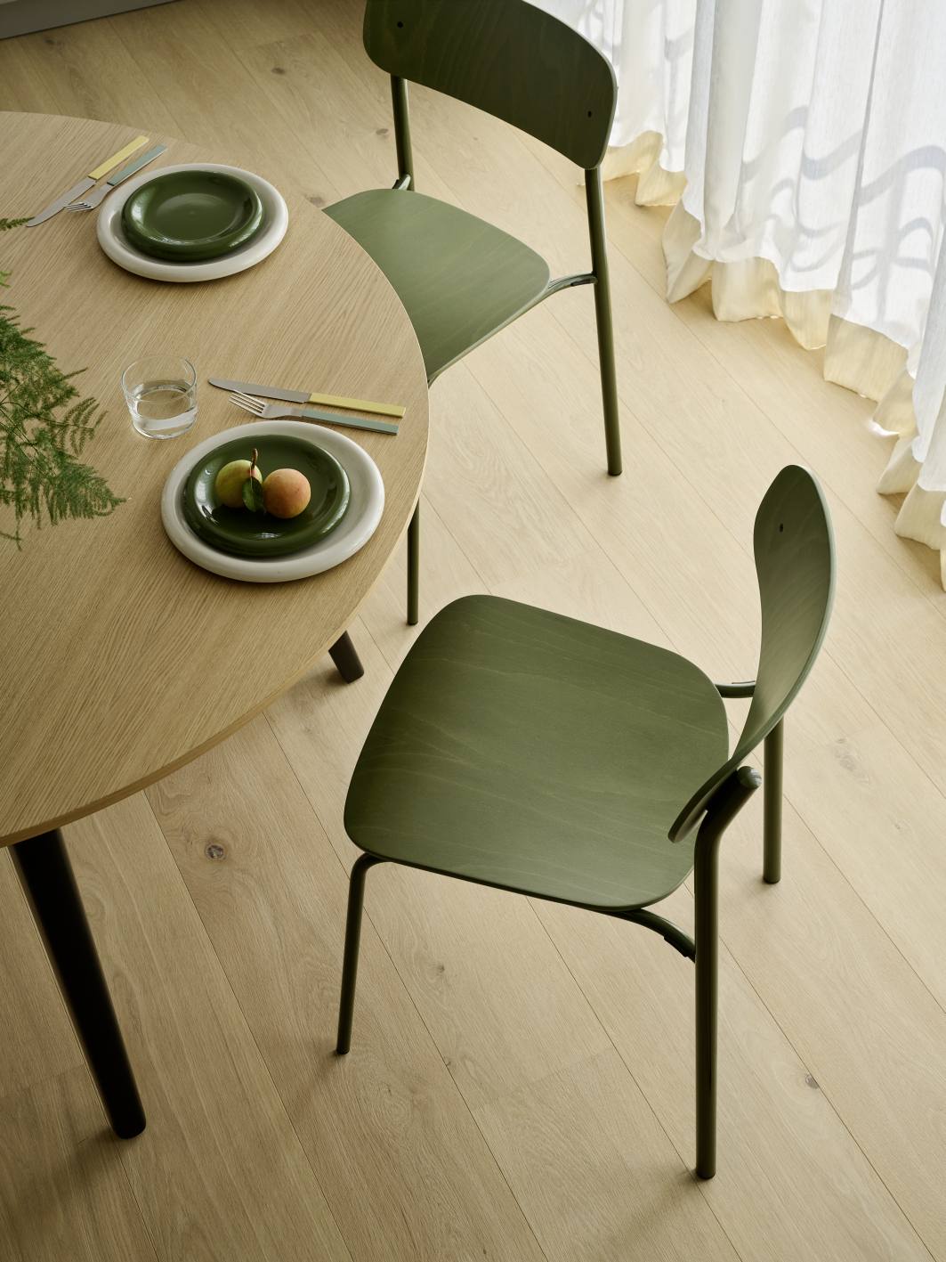 S 243 / S243 Tubular steel chair Thonet