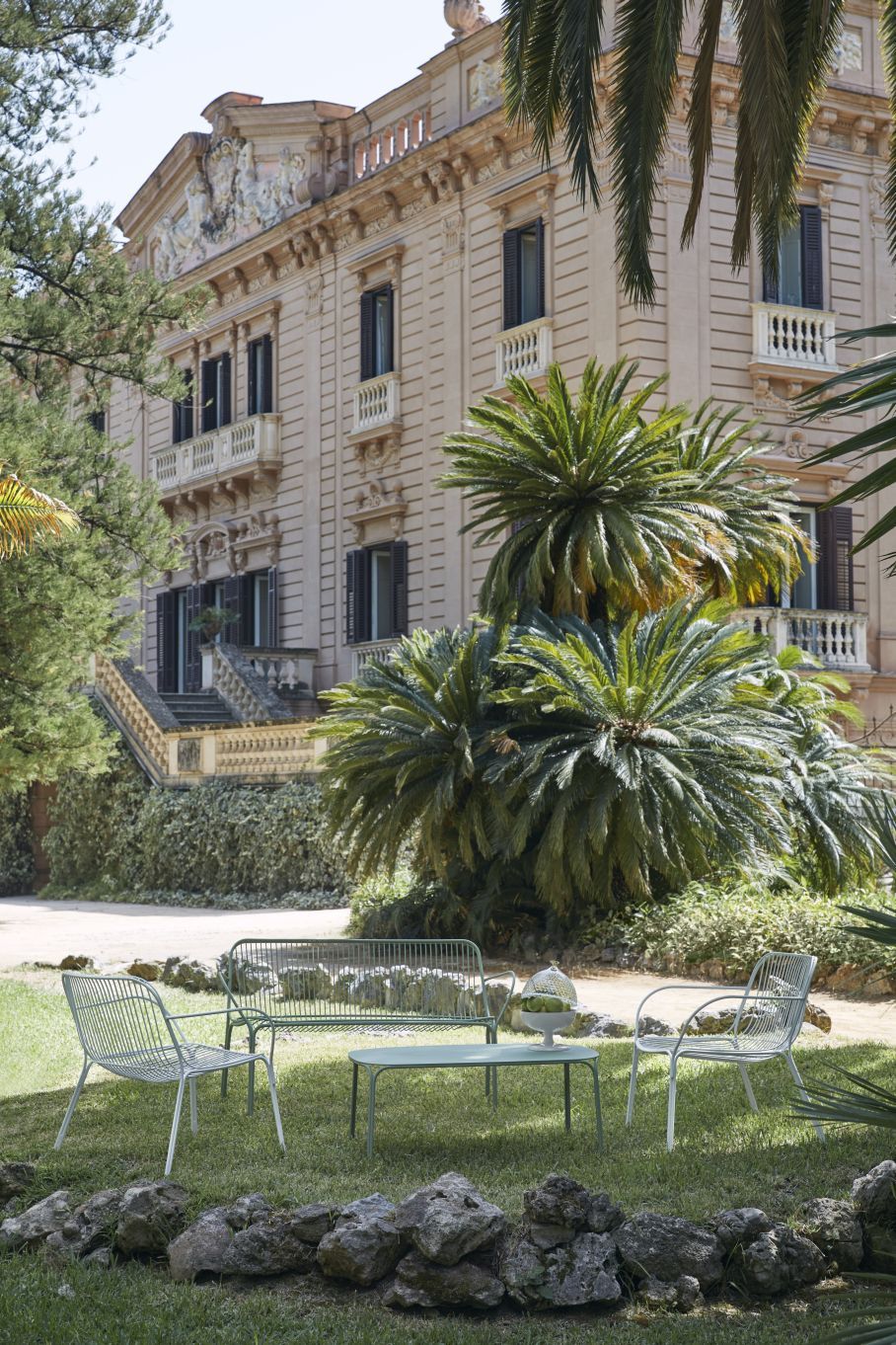 Hiray Outdoor Coffee Table Kartell