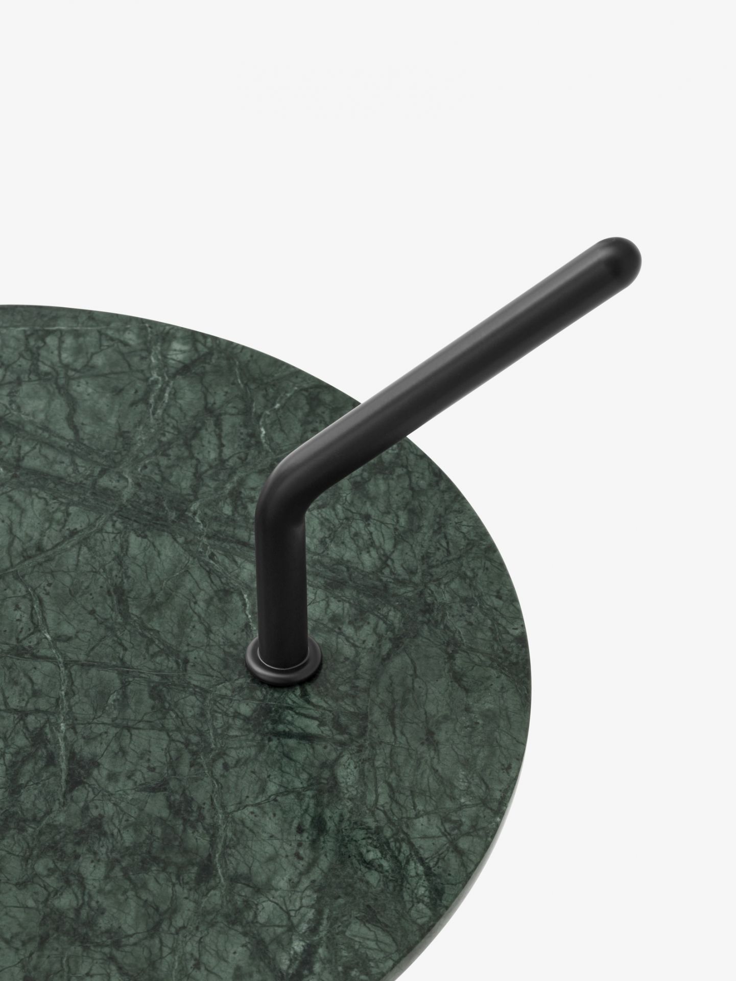 Halten SH9 Side Table AndTradition 