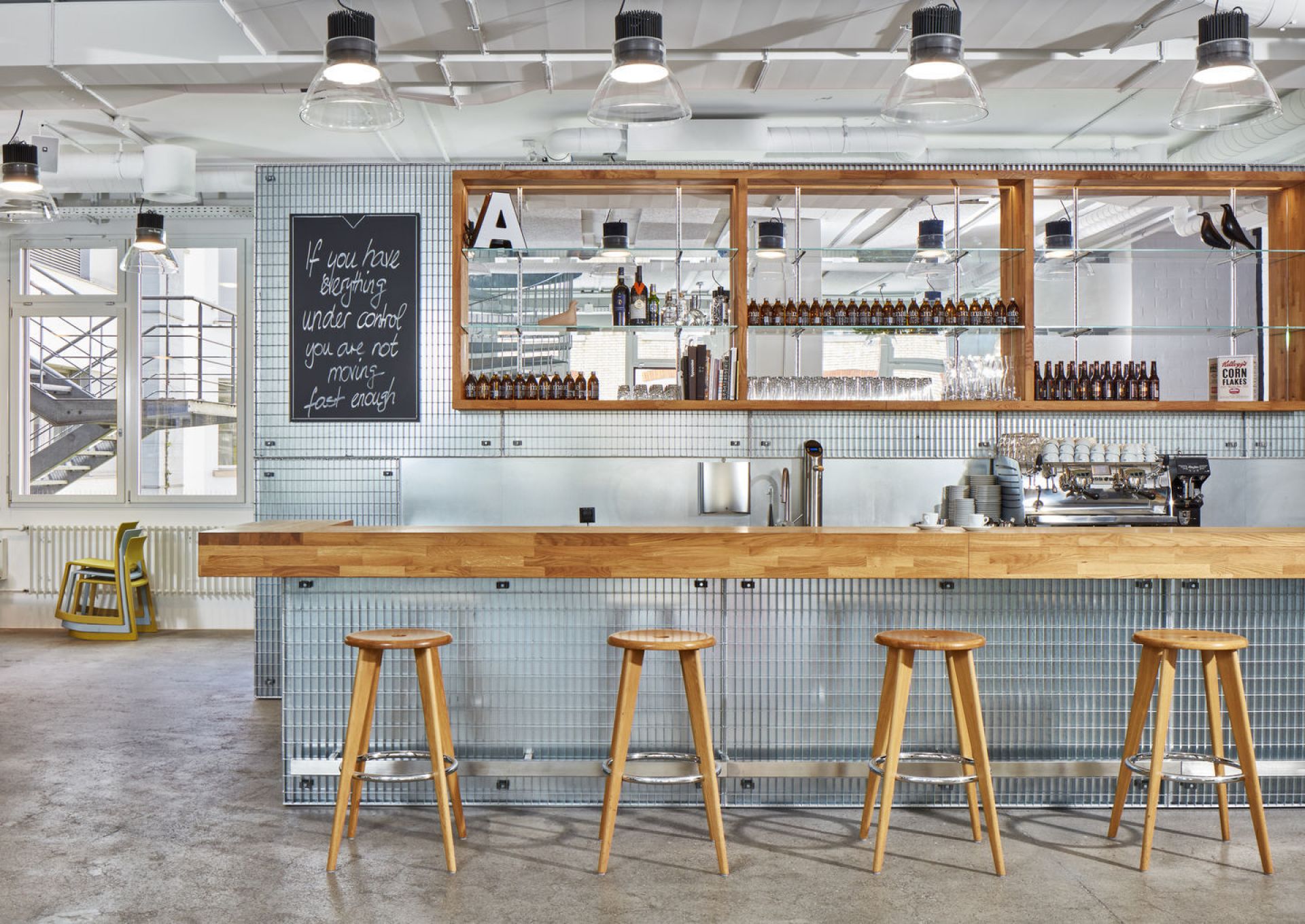 Tabouret Haut Bar stool Vitra Natural oak