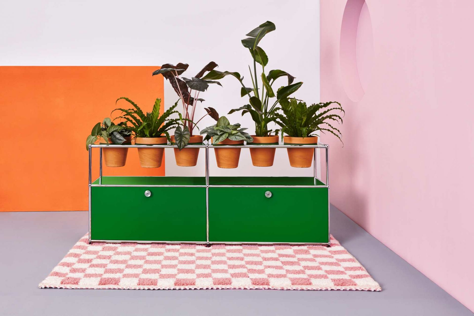 Plant worlds Sideboard Configuration 2 USM Haller 