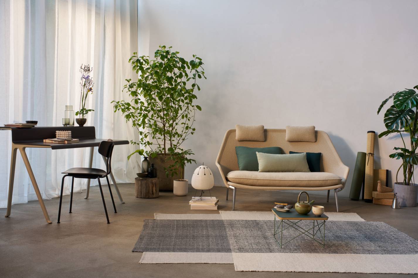 Occasional Table LTR Side Table Linoleum Jade Vitra