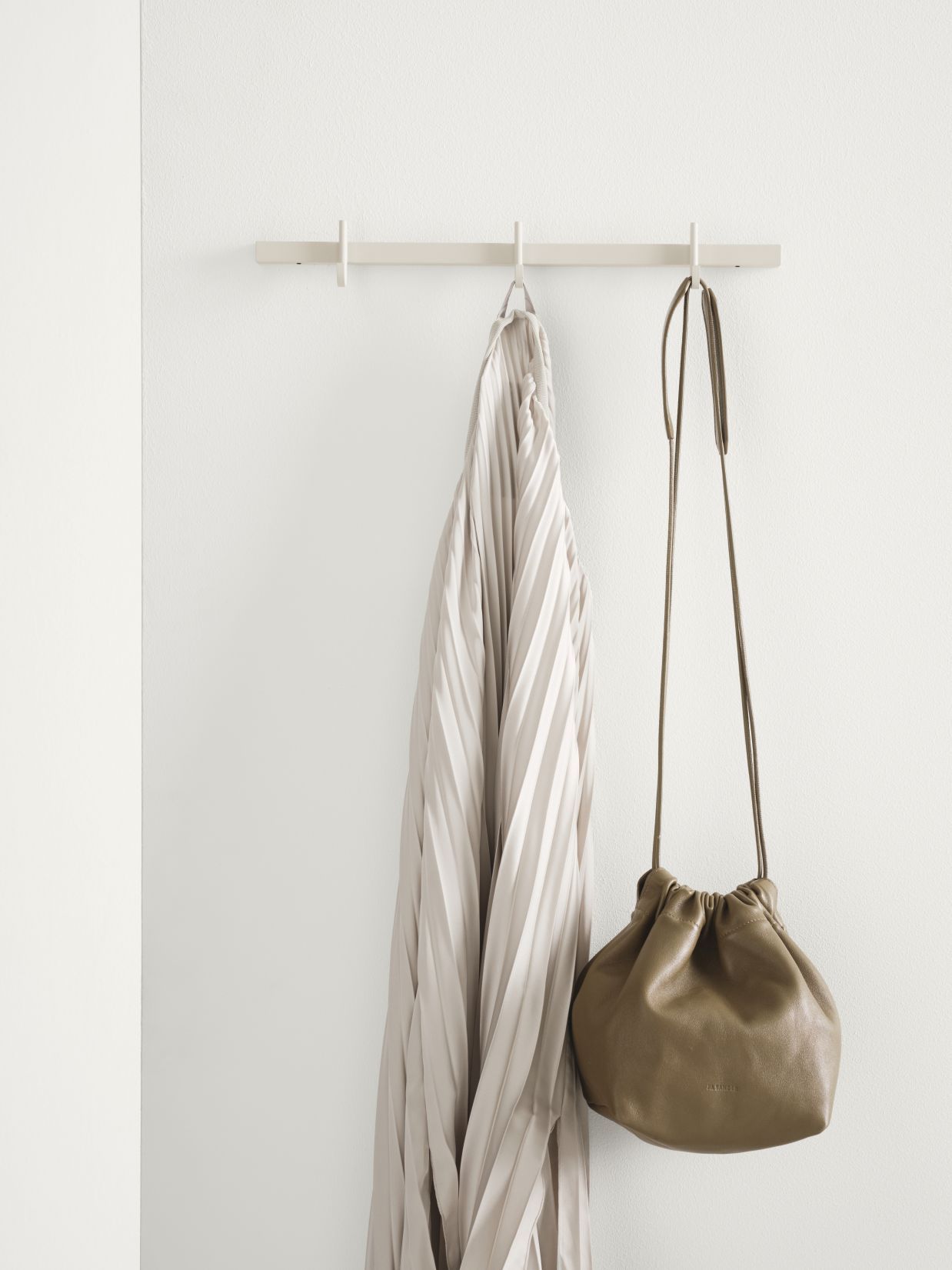Relief Hook rail W41cm white String Furniture