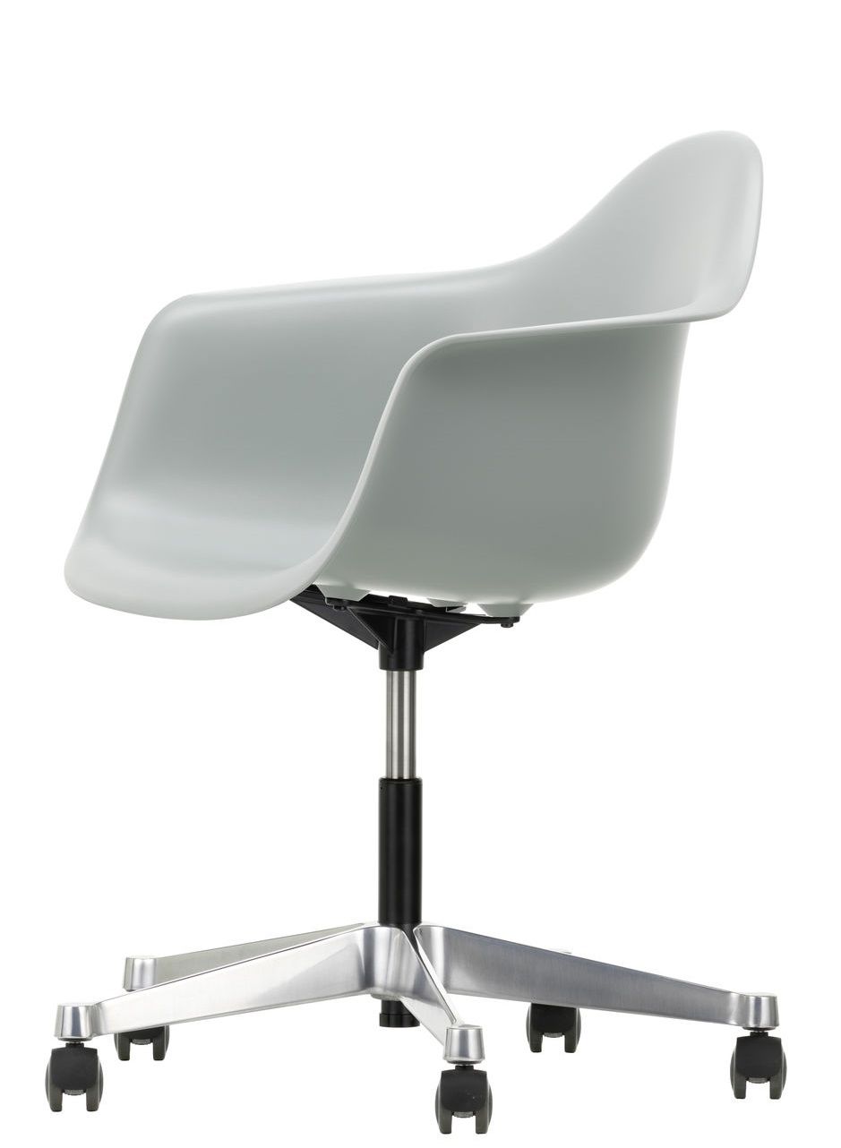 Eames Plastic Arm Chair PACC Chair Vitra