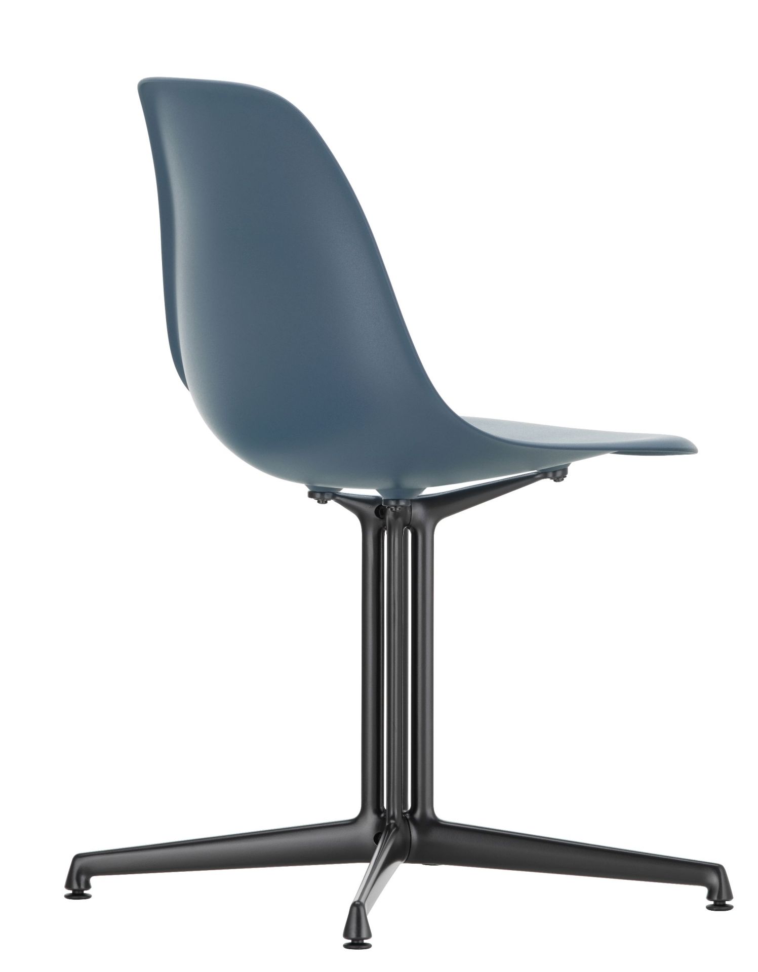 Eames Plasic Side Chair DSL RE Chair Vitra