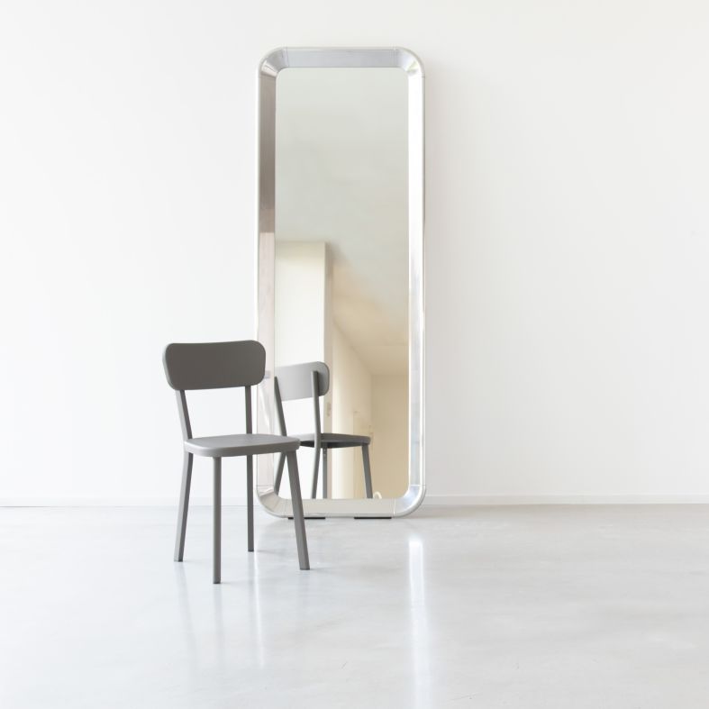 Deja-vu Mirror Magis