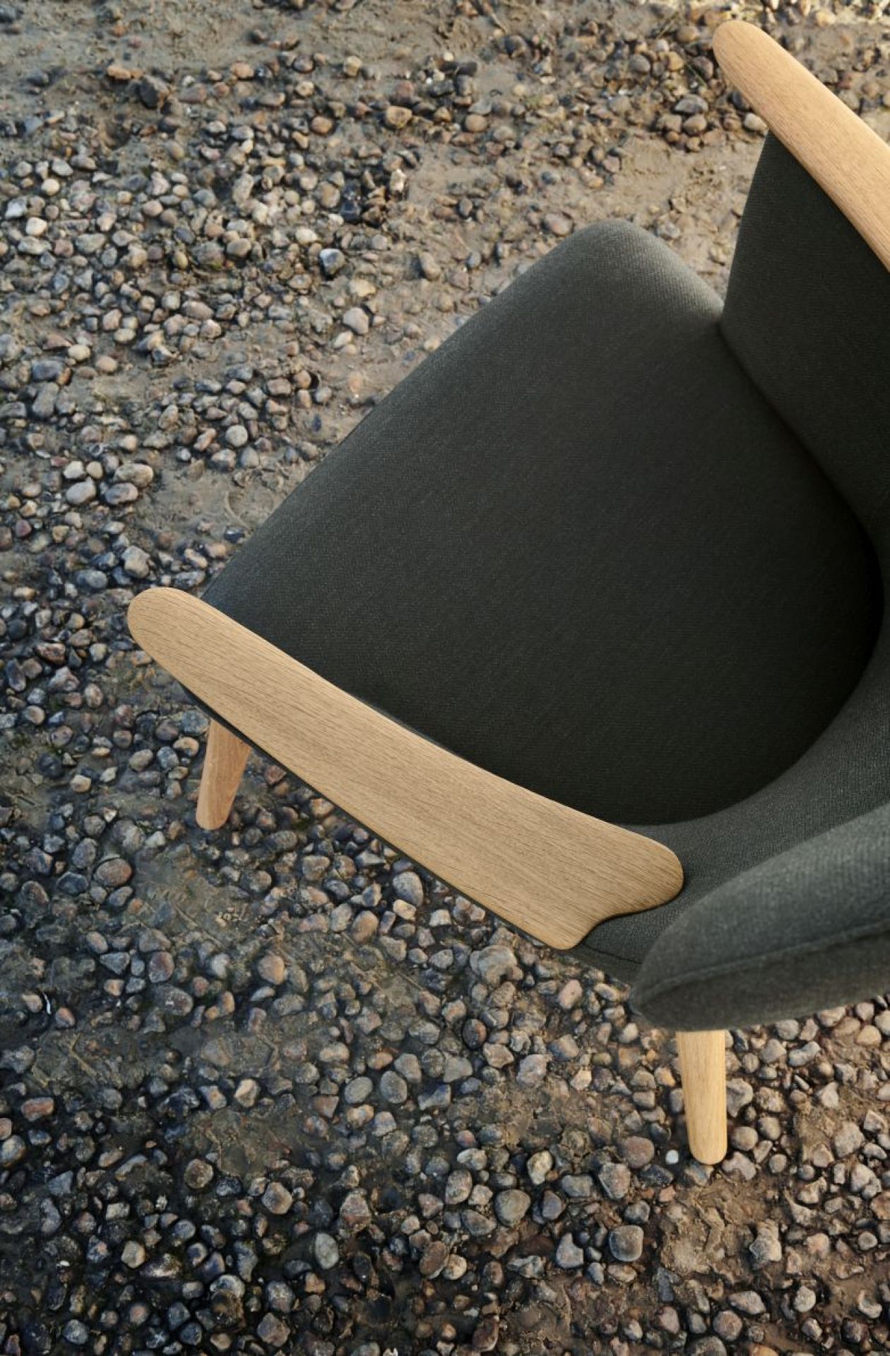 CH78 Mama Bear Lounge Chair Carl Hansen & Søn