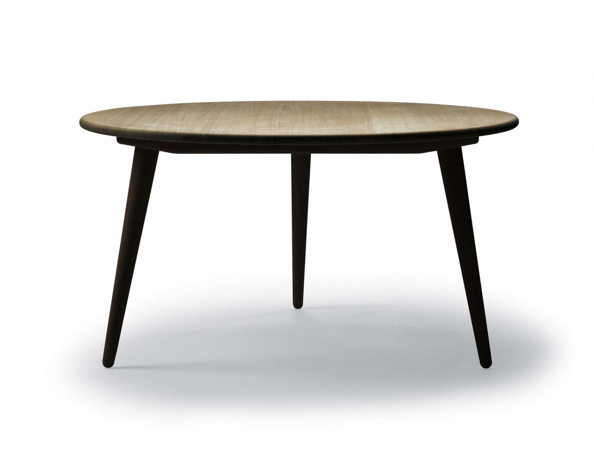 CH008 coffee / side table Carl Hansen & Søn
