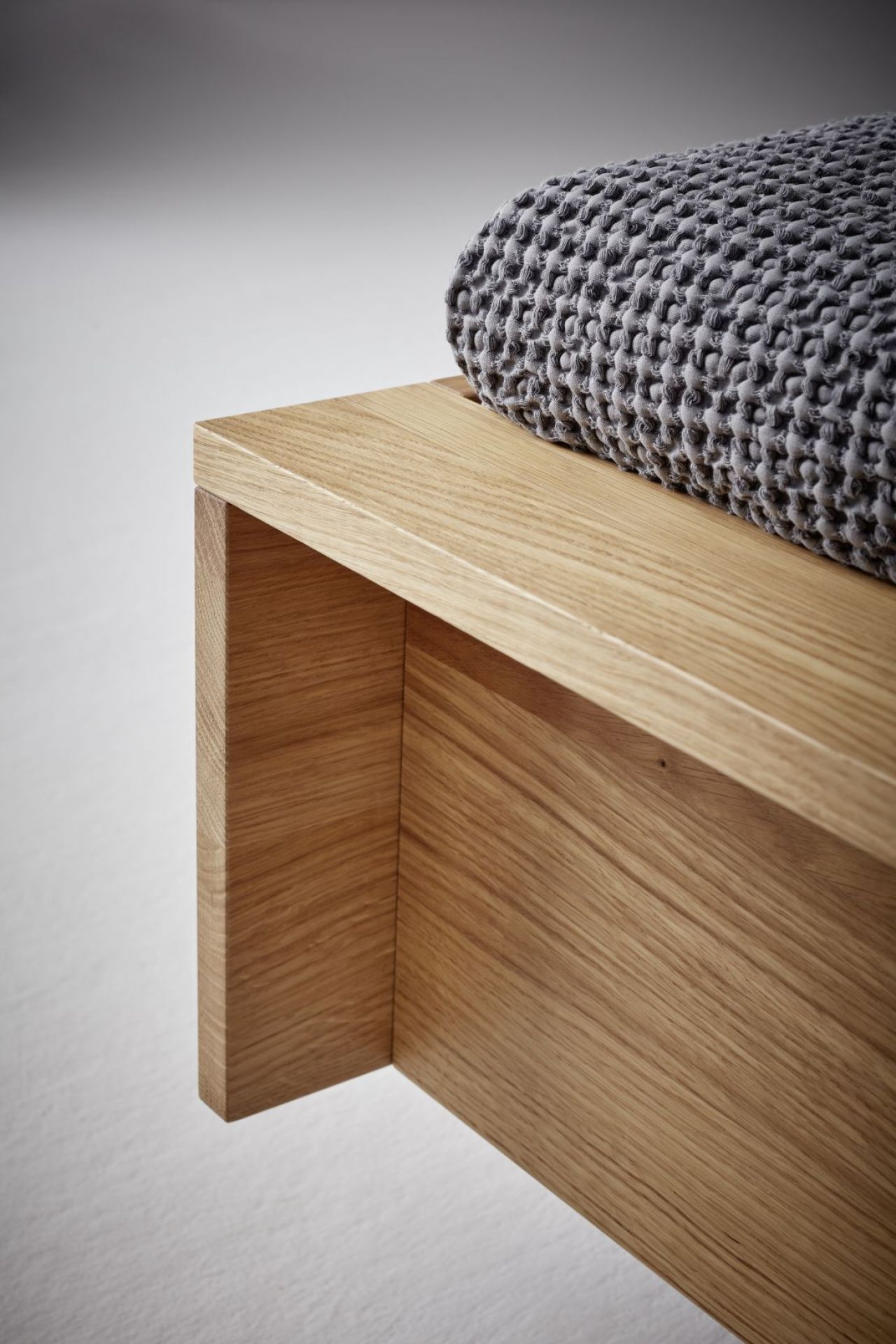 Flai Double bed Oak Müller Möbelwerkstätten