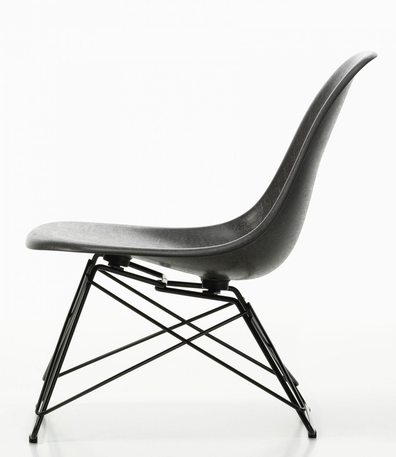 Eames Fibreglass Chair LSR Chair Vitra